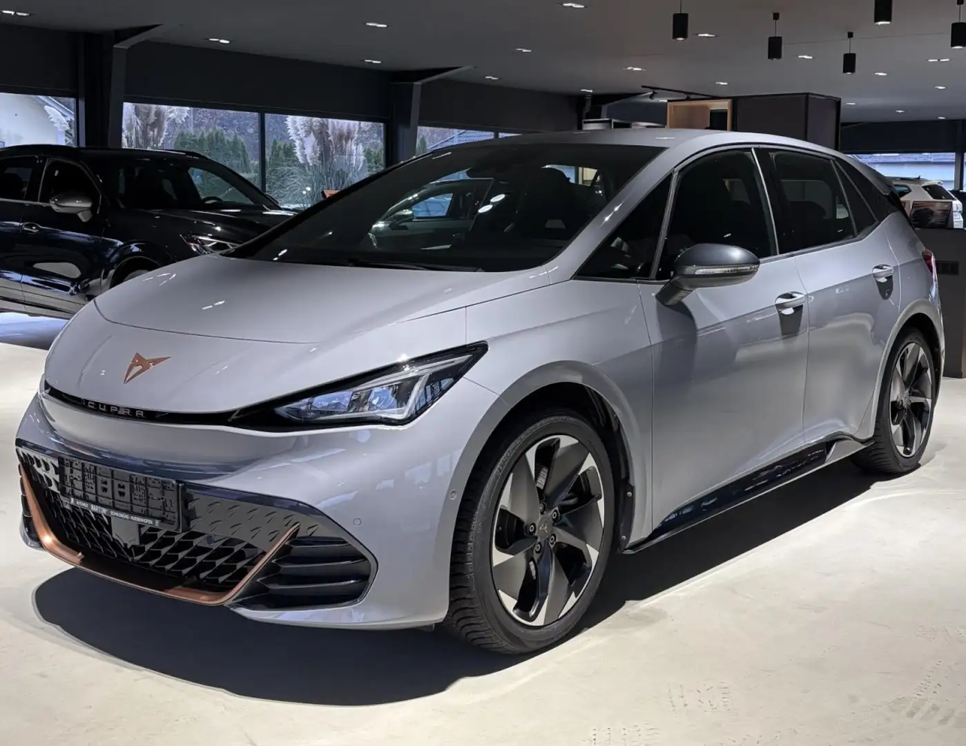 CUPRA Born Klima Navi Rückfahrkamera Sitzheizung Fenster el. Grau - 1