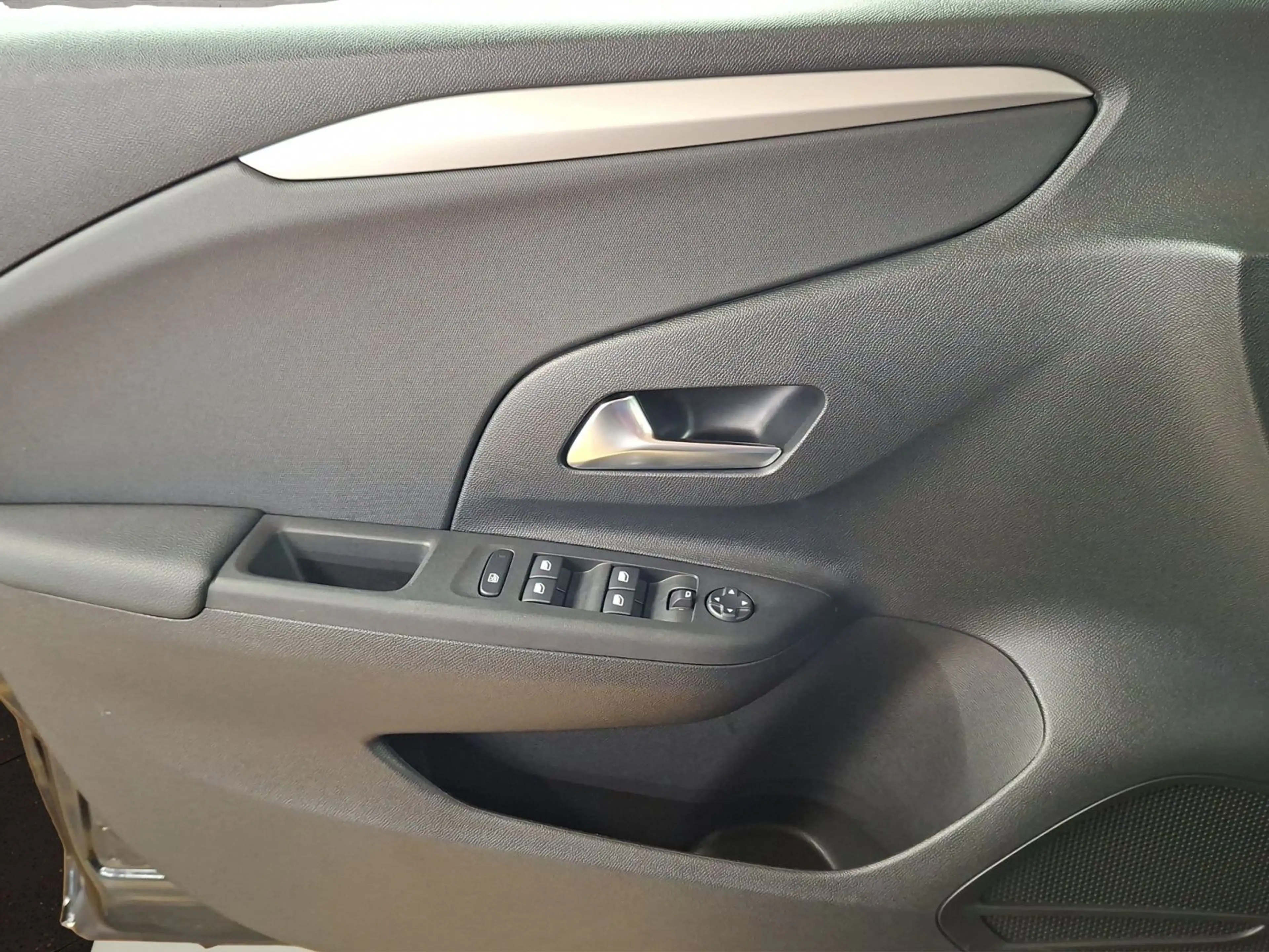 Opel Corsa-e Edition Automatik — photo 12