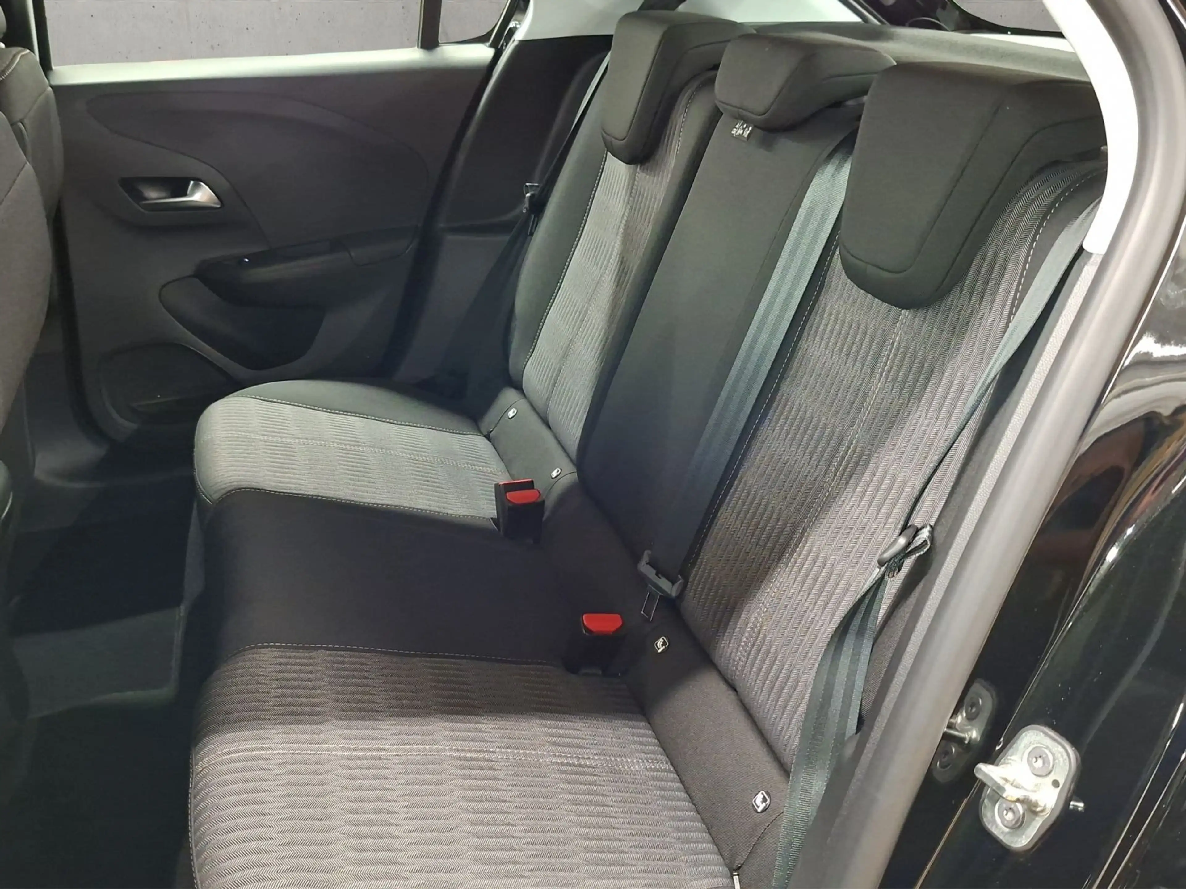Opel Corsa-e Edition Automatik — photo 13
