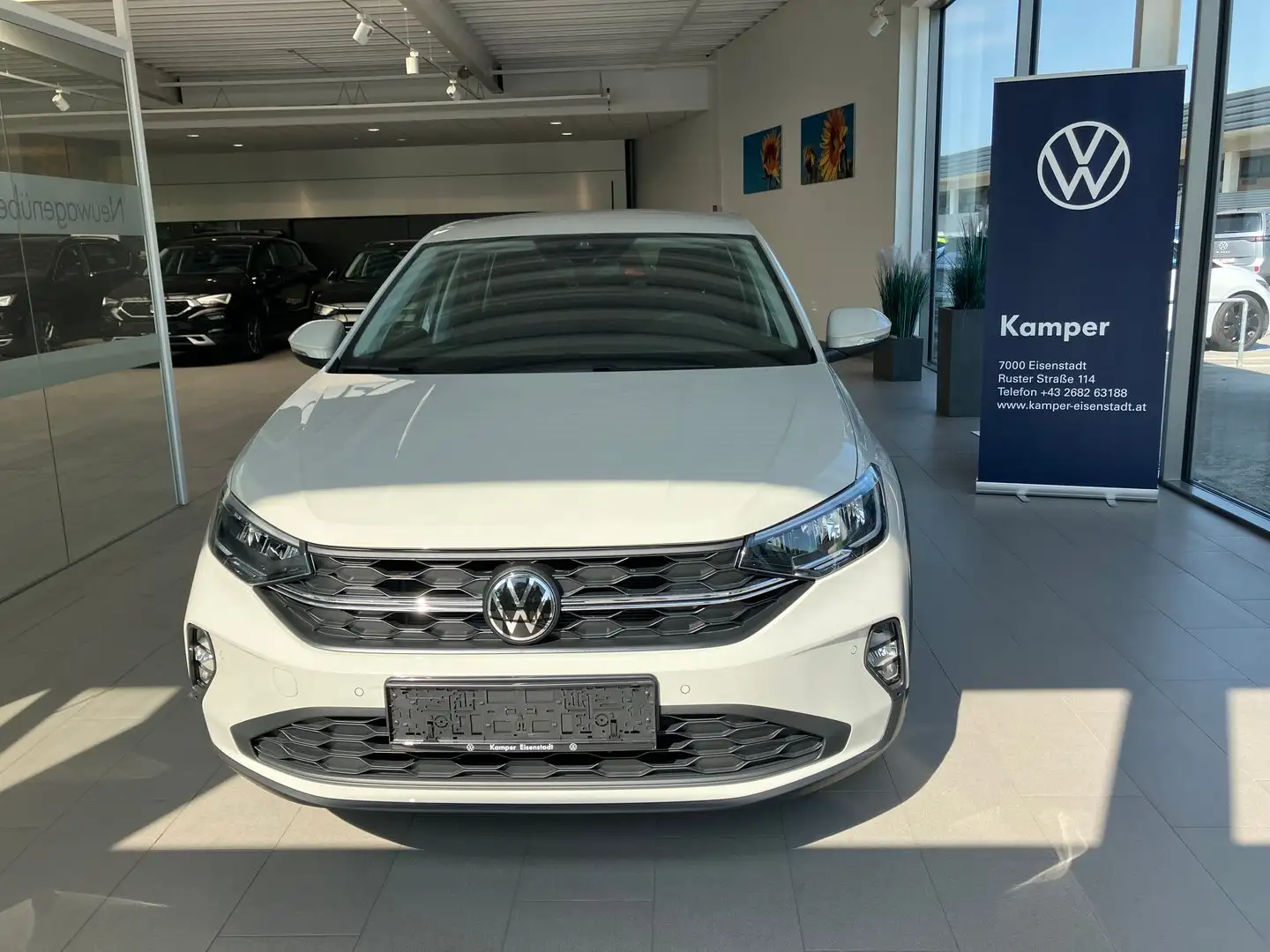 Volkswagen Taigo TSI Grau - 2