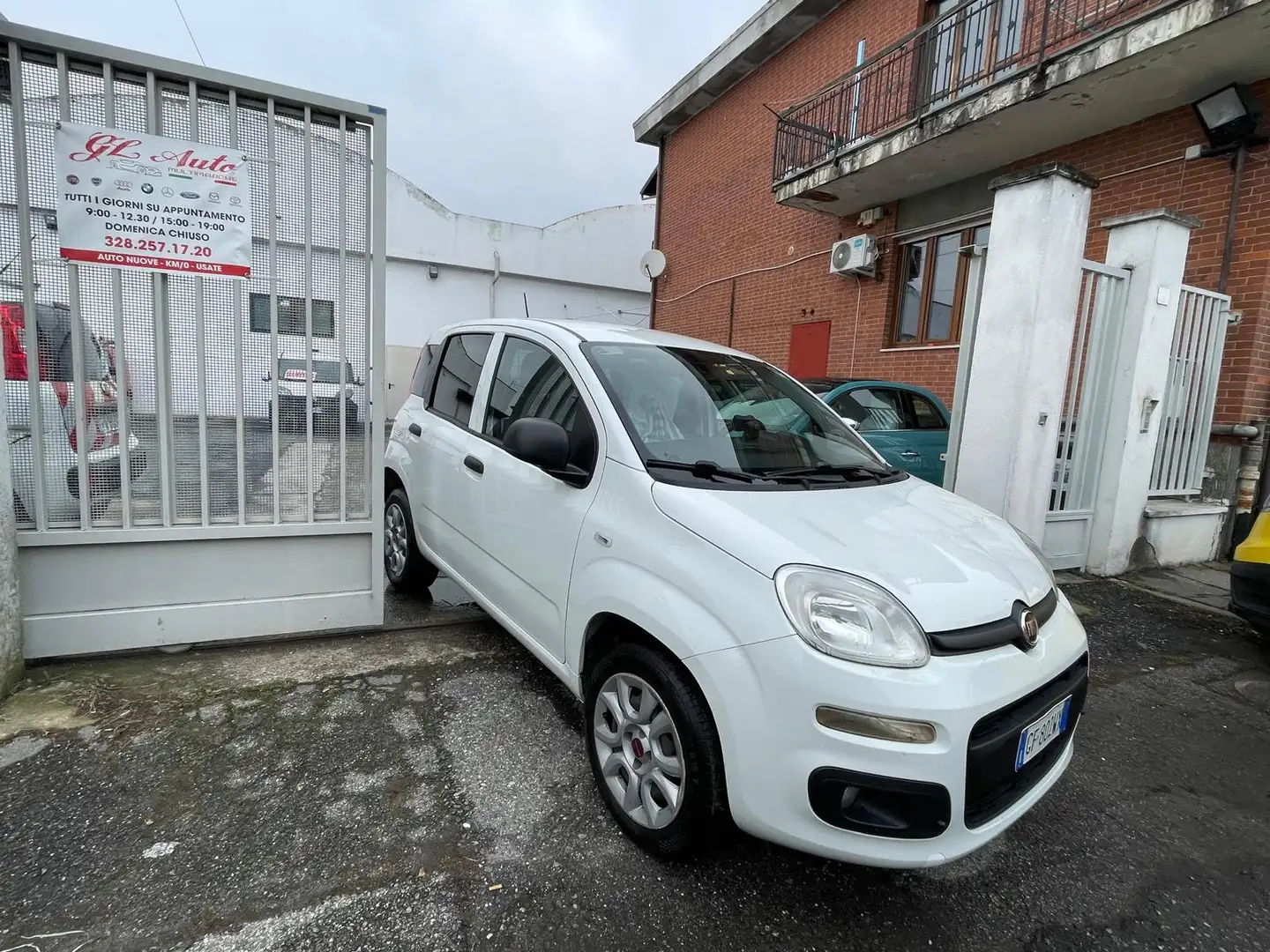Fiat Panda 0.9 t.air t. natural power Easy 80cv my19 Weiß - 2