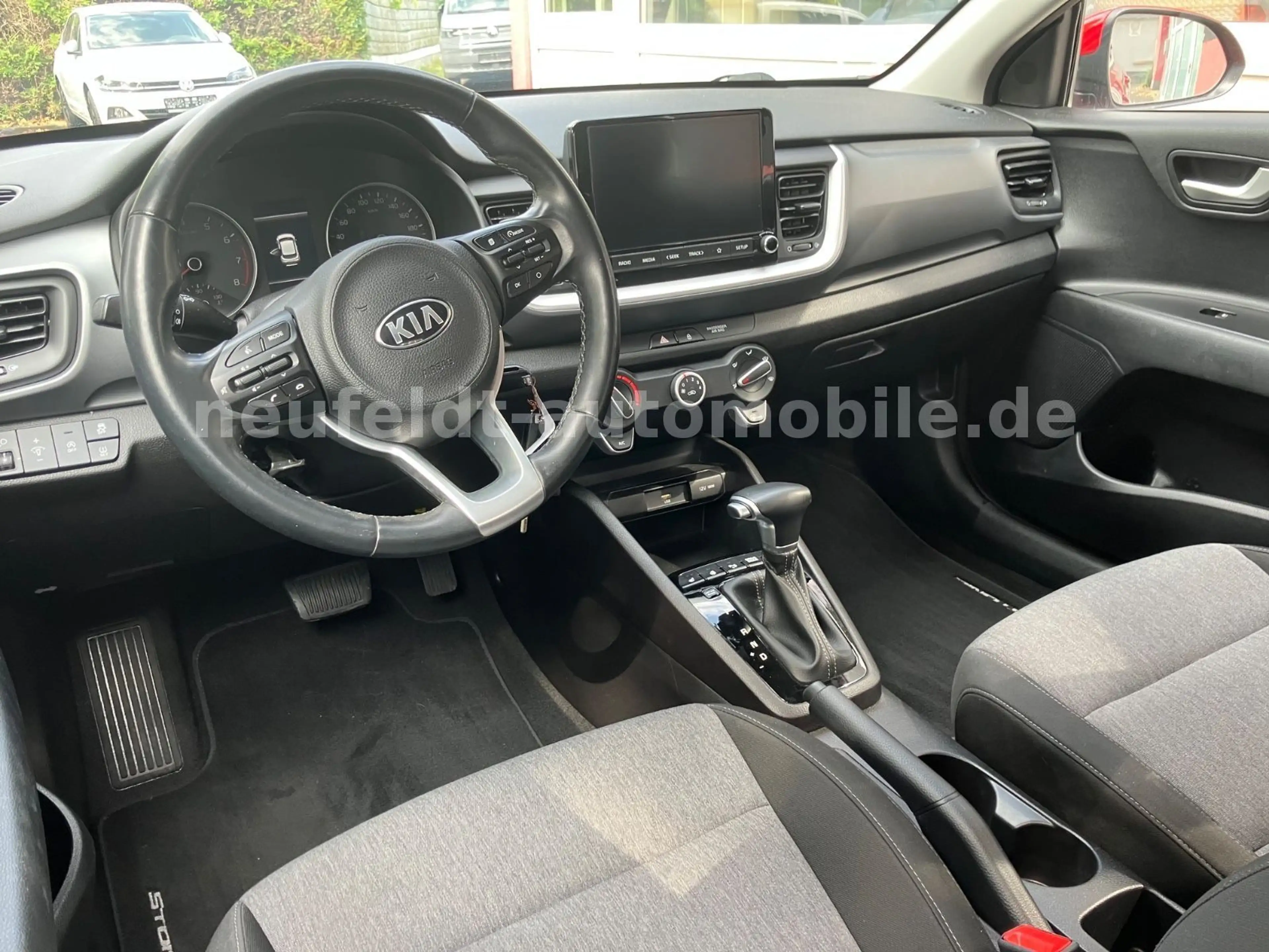 Kia Stonic Edition 7, 1.Hand — photo 14