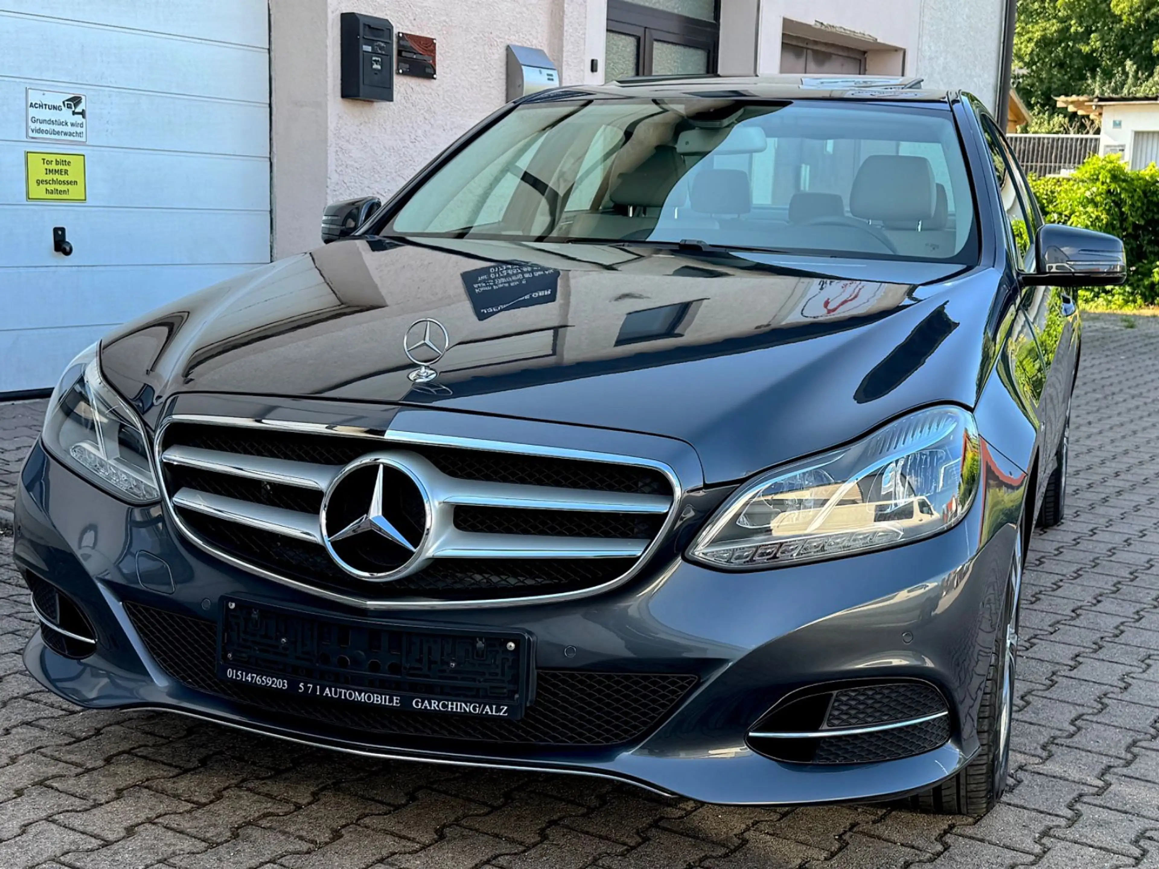 Mercedes-Benz E 200 Lim. AVANTGARDE BlueTec LED LEDER SCHALTER