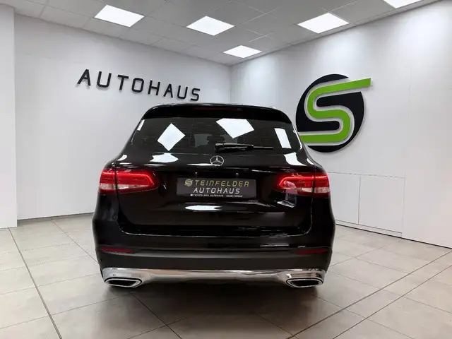 Mercedes-Benz GLC view 6