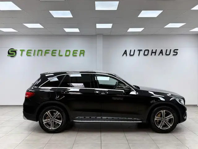 Mercedes-Benz GLC view 8