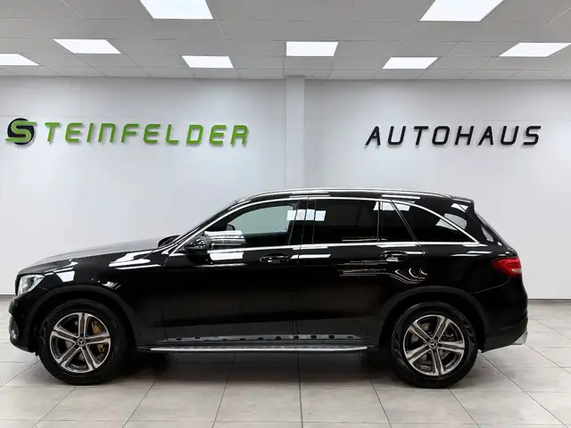 Mercedes-Benz GLC view 4