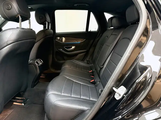 Mercedes-Benz GLC view 13