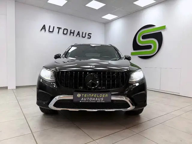Mercedes-Benz GLC view 2
