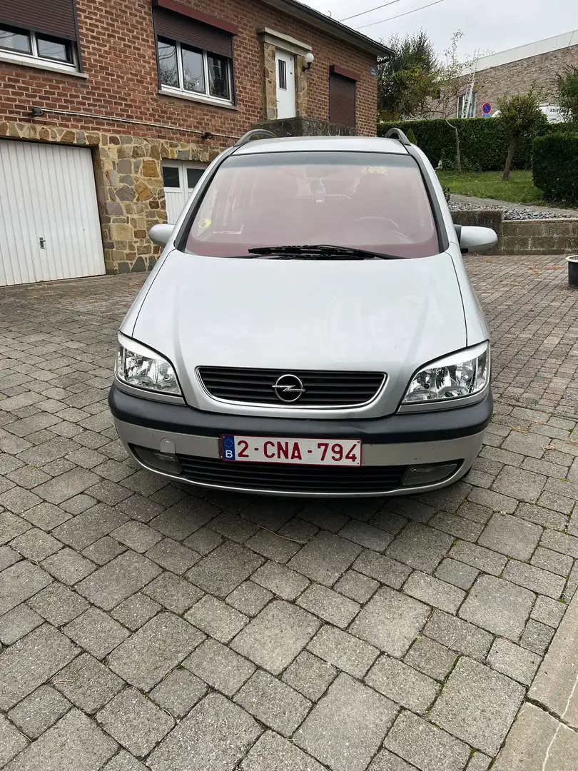 Opel Zafira Life - 1