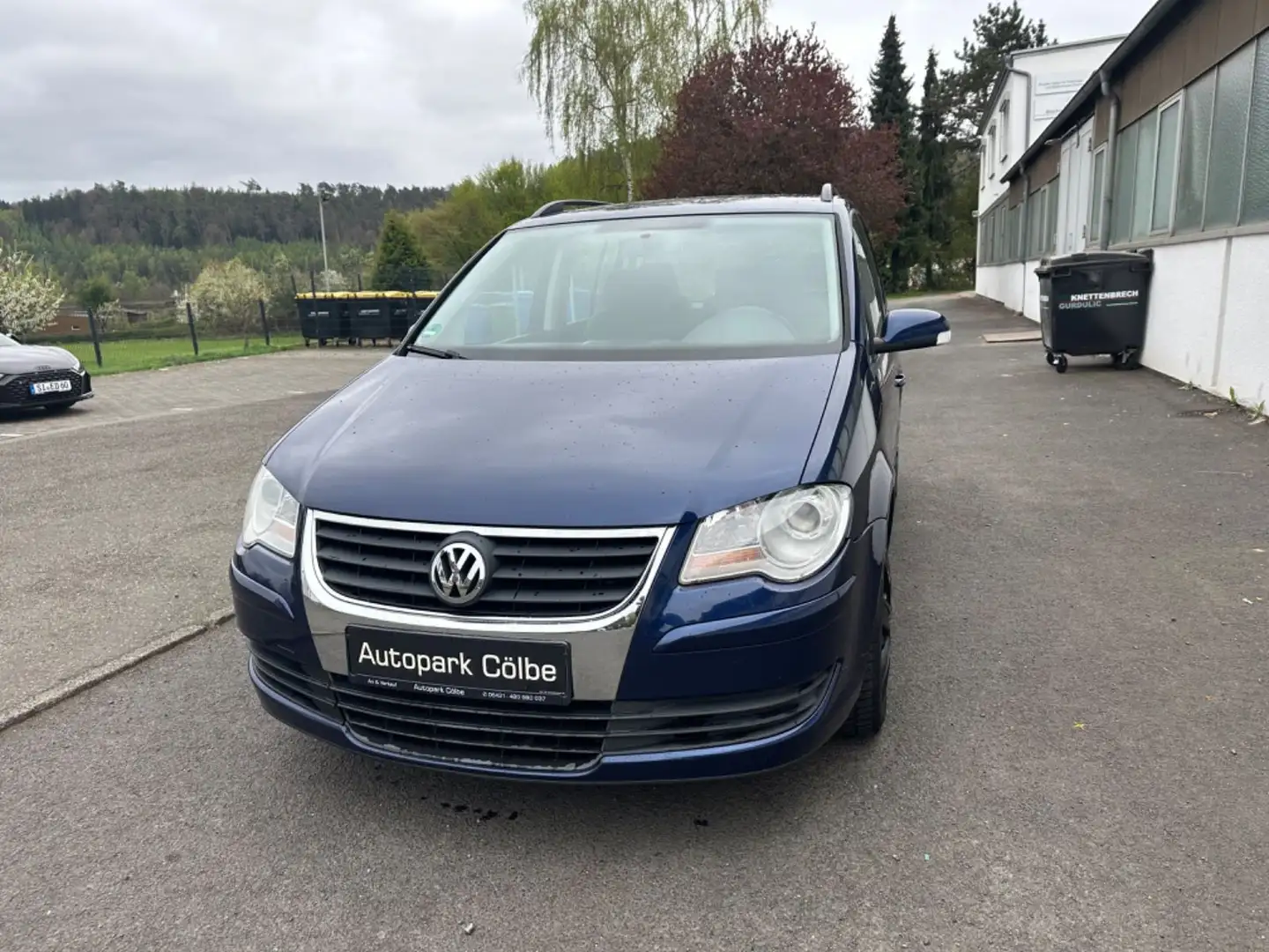 Volkswagen Touran Trendline Blau - 1