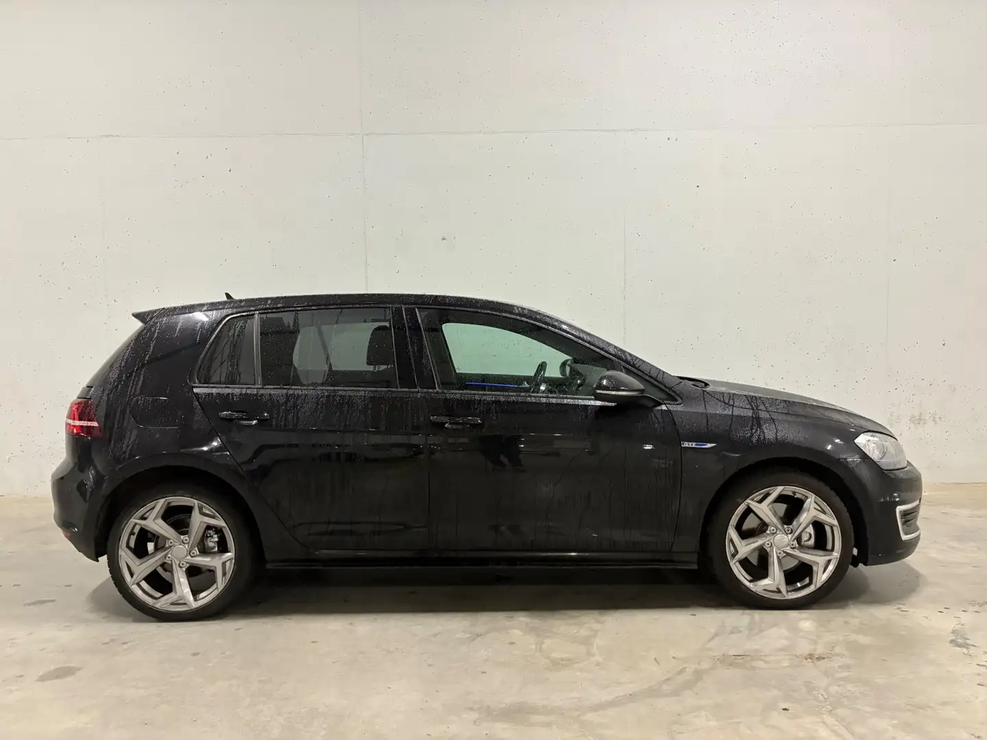 Volkswagen Golf GTE 1.4 TSI Navi Stoelverwarming Cruise Control Trekha Negro - 2