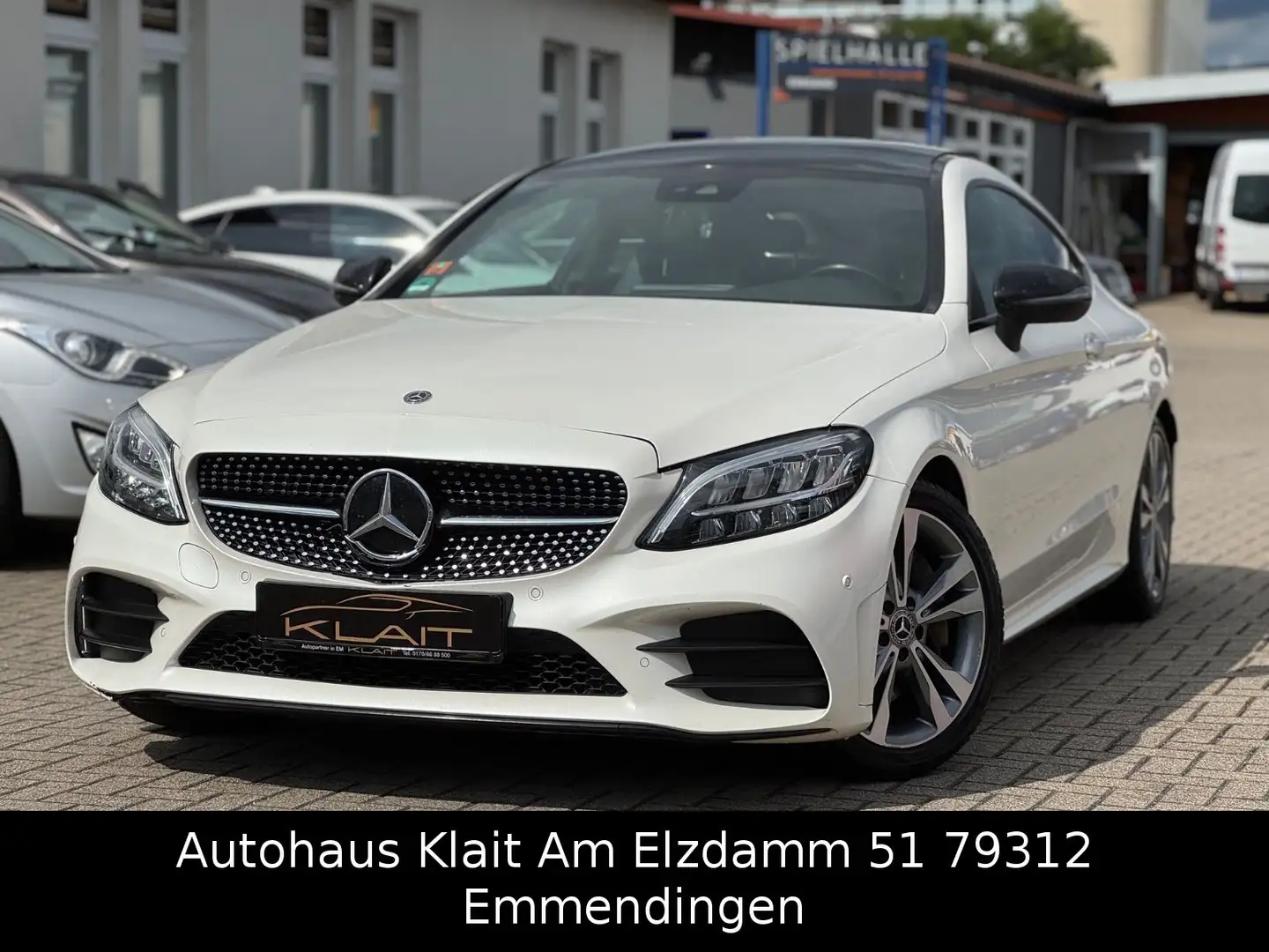 Mercedes-Benz C 300 d Coupe AMG Paket Panorama Wit - 1