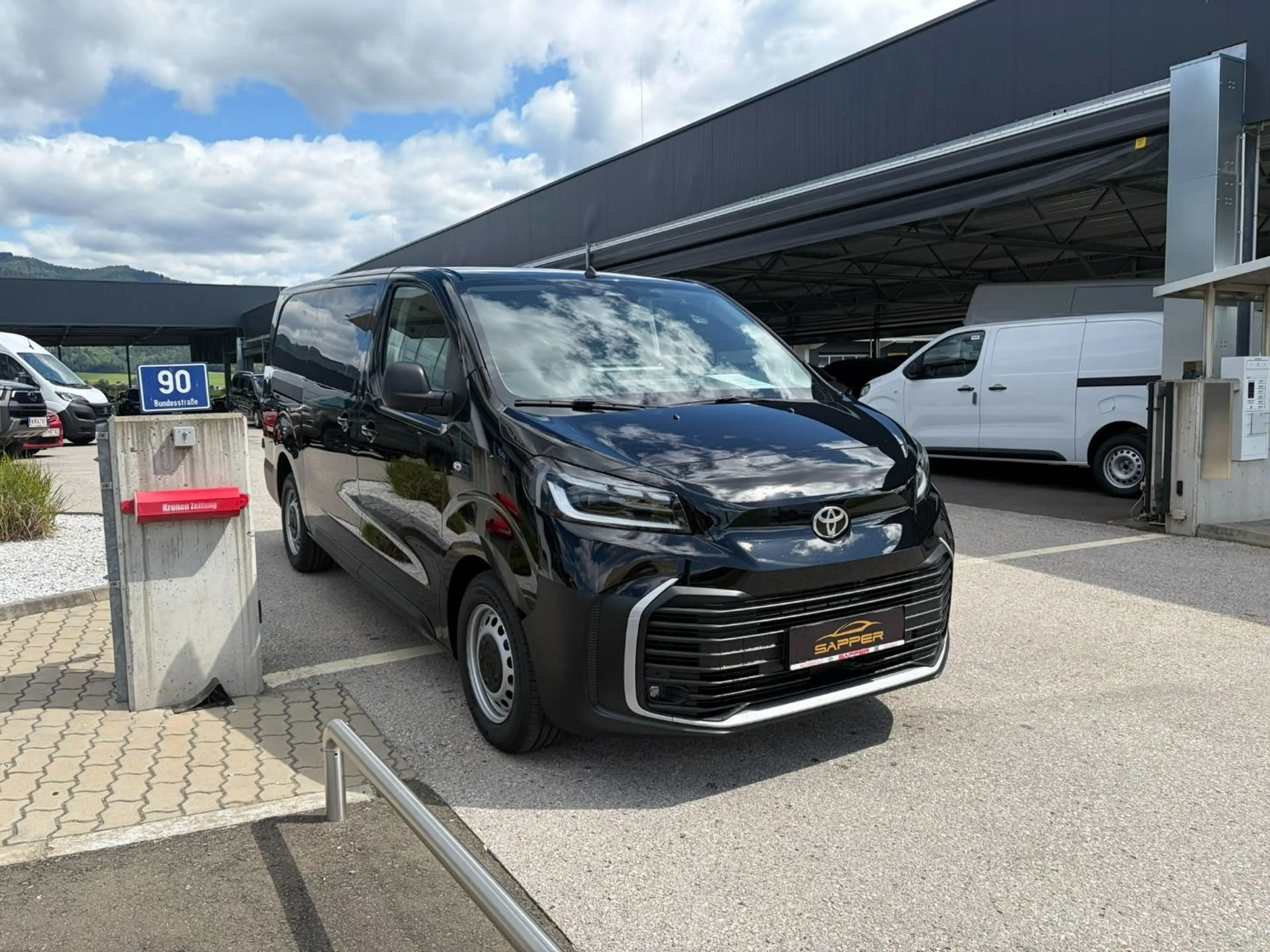 Toyota Proace DKB L2, Gewerbewochen — photo 3