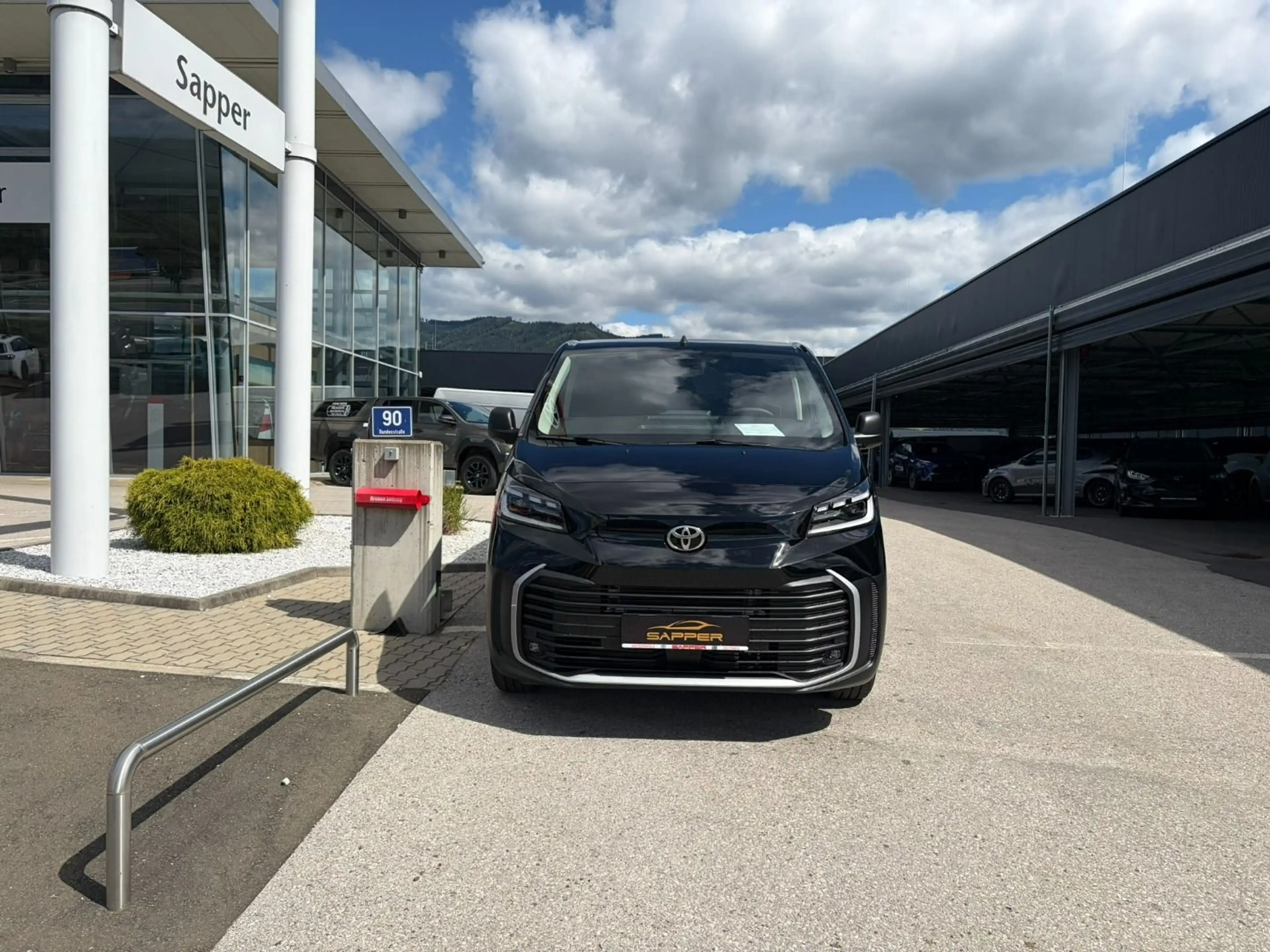 Toyota Proace DKB L2, Gewerbewochen — photo 2