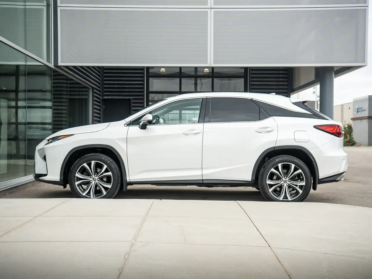 Lexus RX fotografie Lexus RX