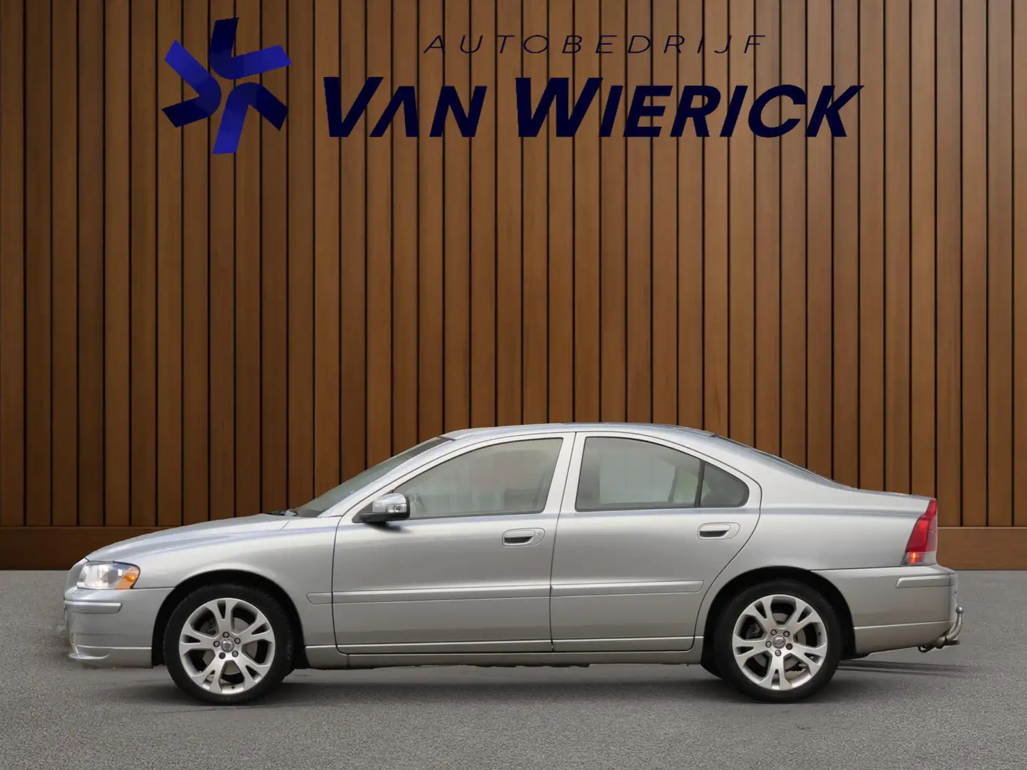 Volvo S60 2.4 Drivers Edition Automaat 140PK Youngtimer! Sch Grijs - 2