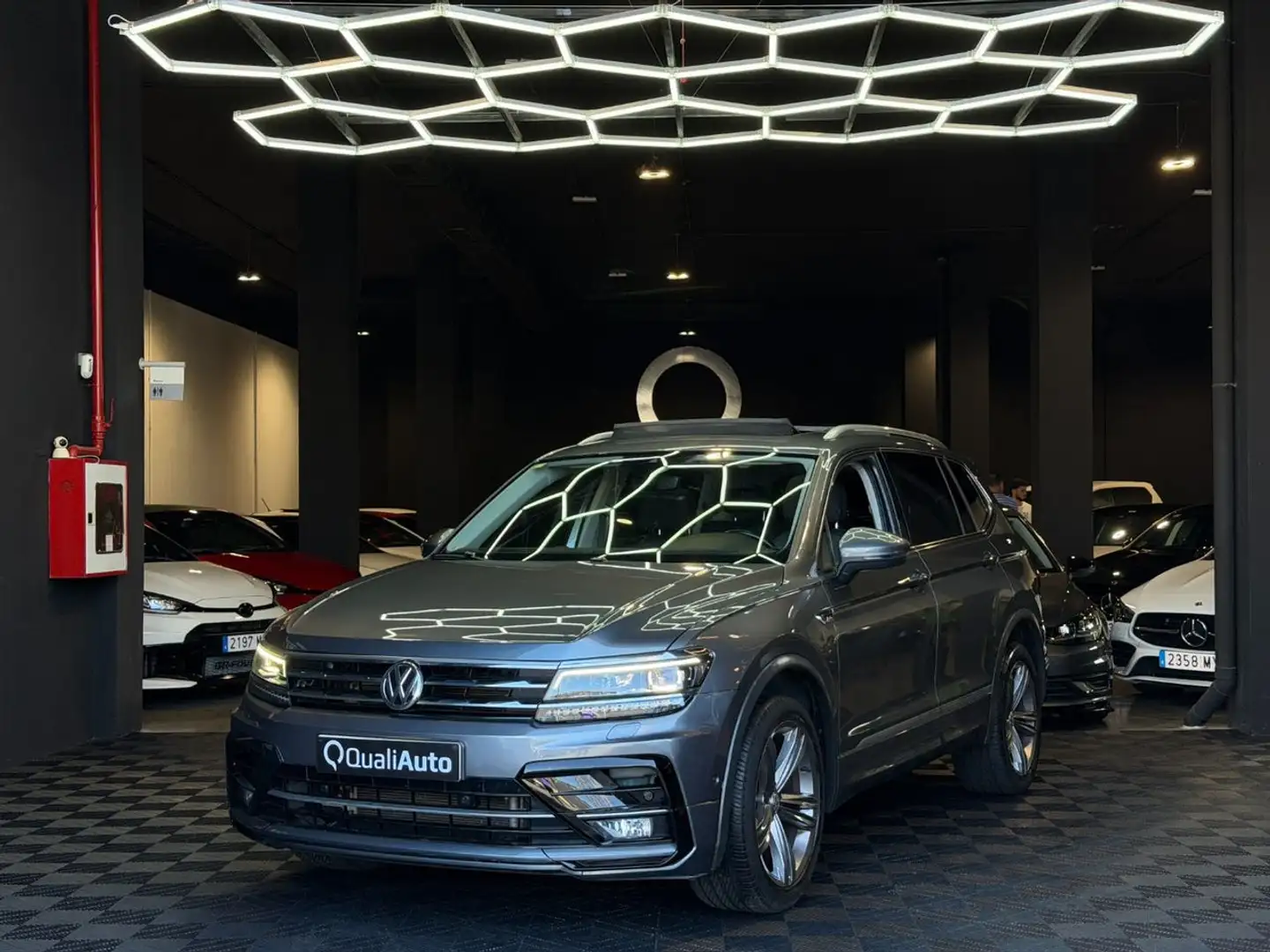 Volkswagen Tiguan Allspace 1.5 TSI EVO Sport DSG Gris - 1
