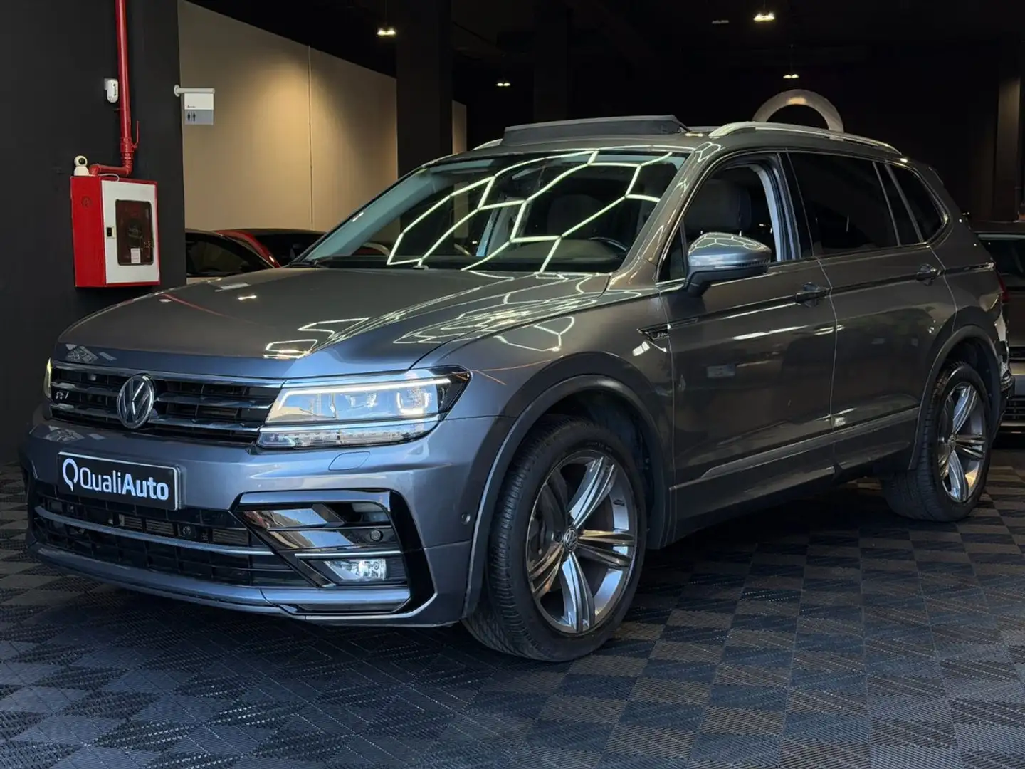 Volkswagen Tiguan Allspace 1.5 TSI EVO Sport DSG Gris - 2