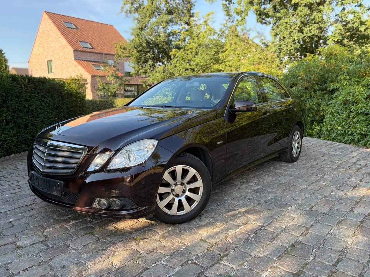 Mercedes-Benz E 200