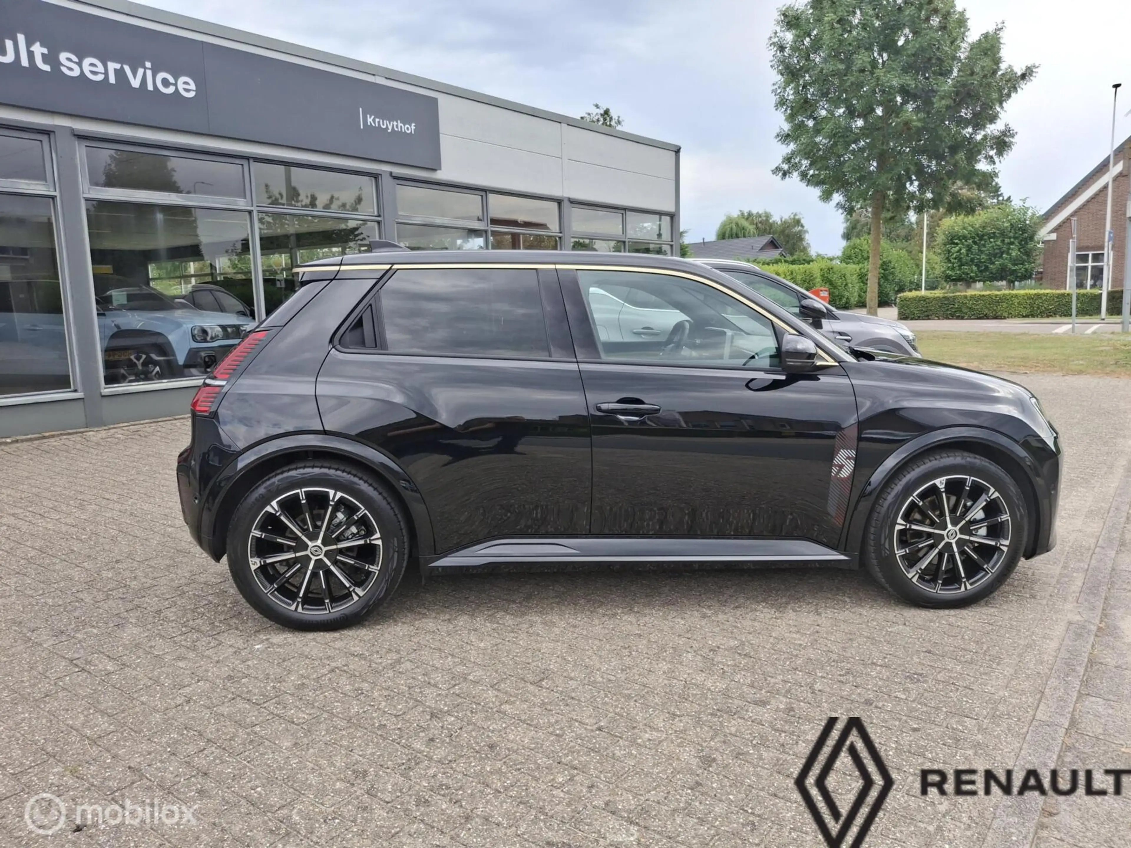 Renault R 5 comfort range iconic cinq 52 kWh — photo 2