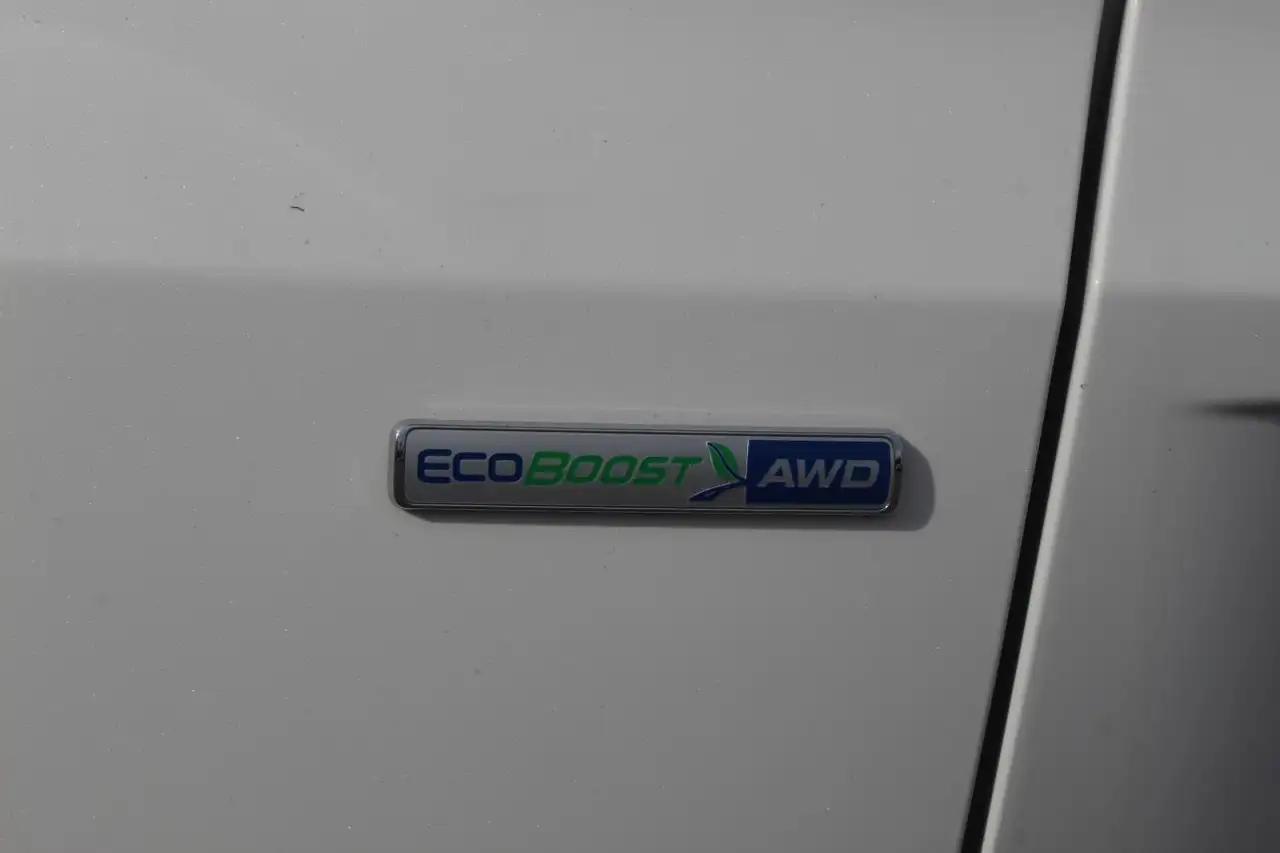Ford Escape снимка Ford Escape