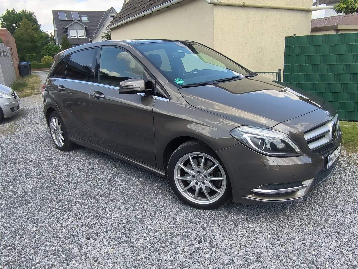 Mercedes-Benz B 220 B 220 CDI (BlueEFFICIENCY) 7G-DCT Grau - 1