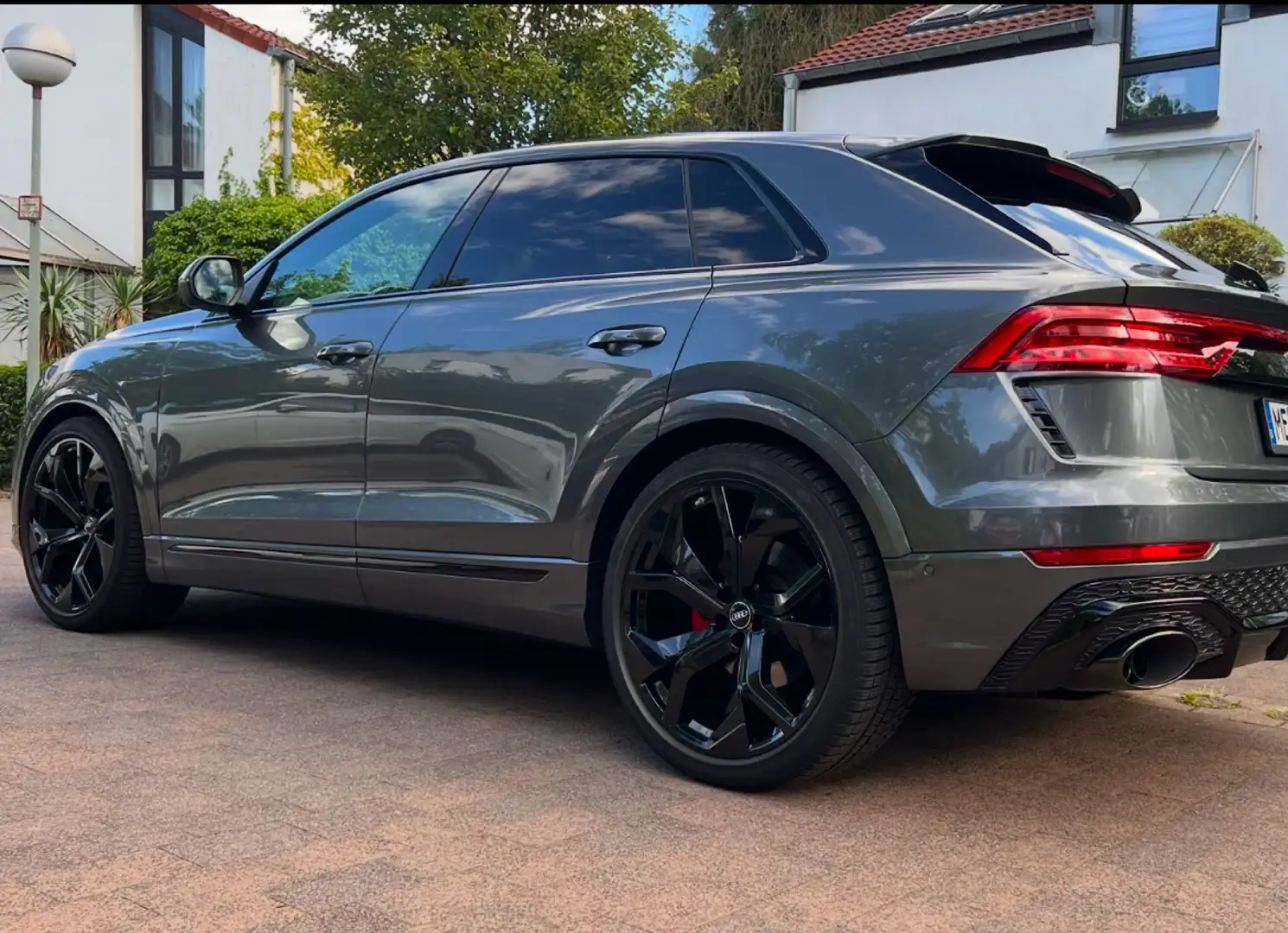 Audi SQ8 Komplett Umbau auf RSQ8 Original Audi Garantie - 1