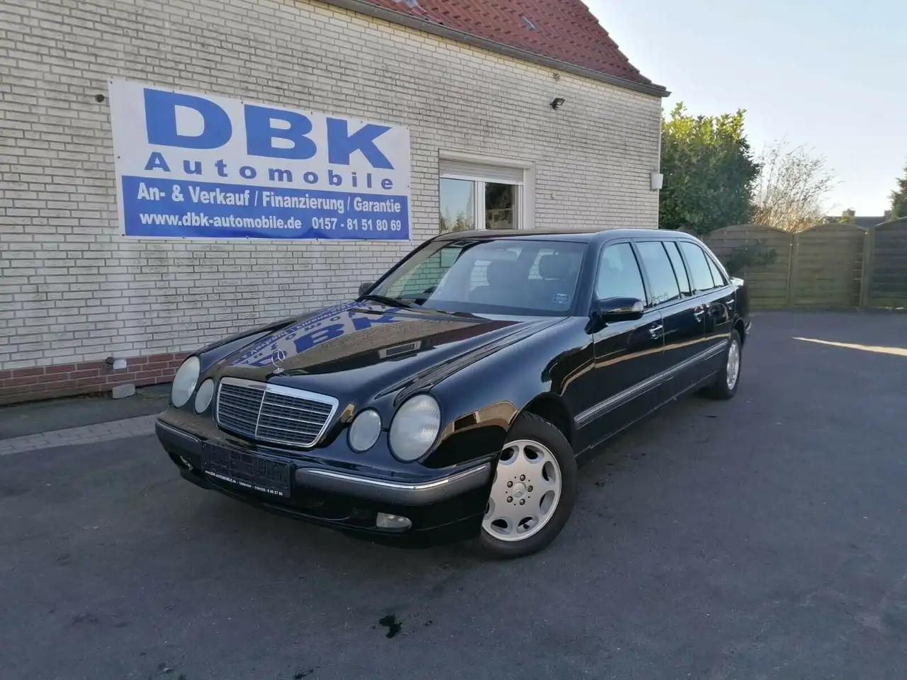 Mercedes-Benz E 280