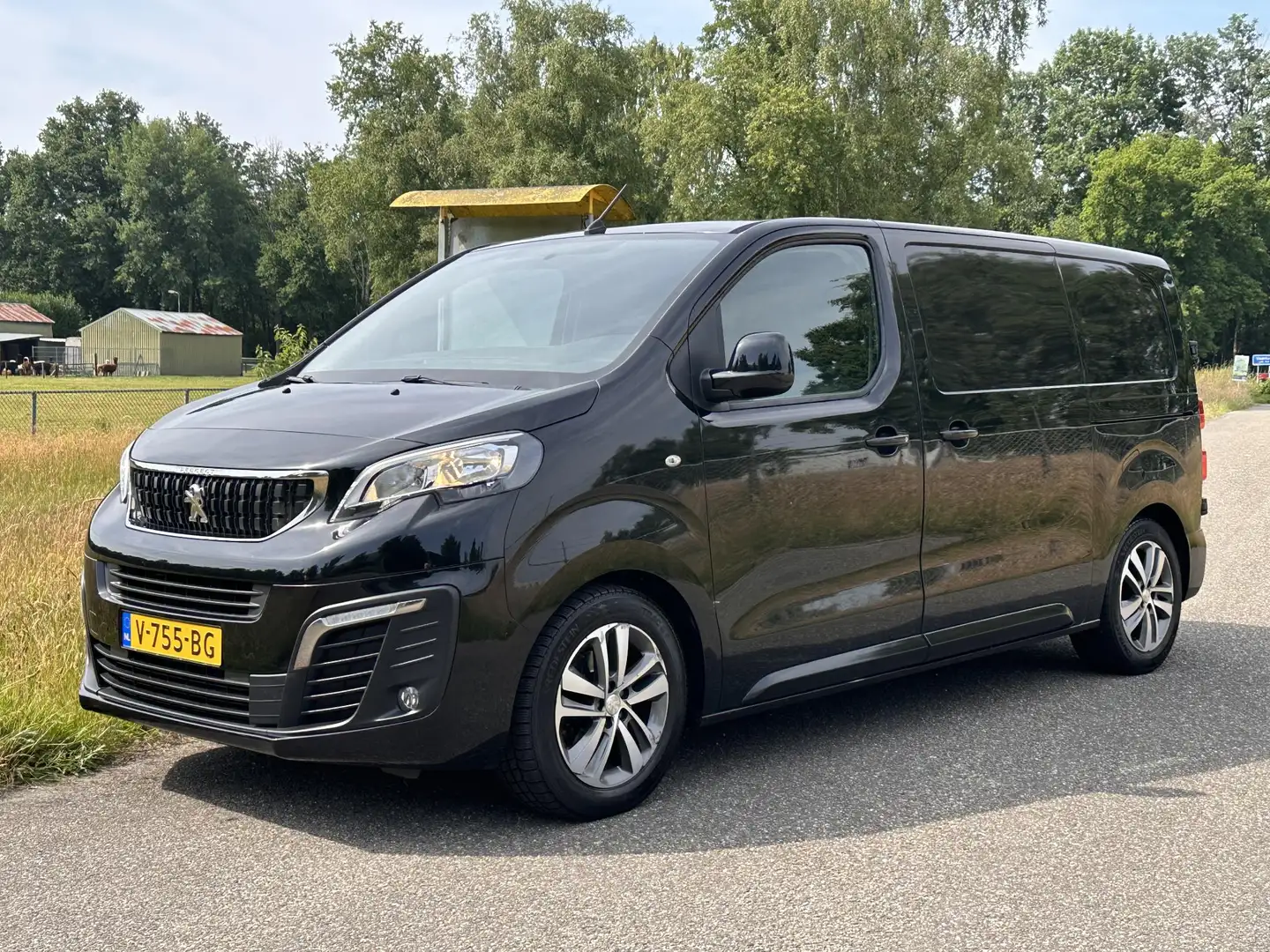 Peugeot Expert 227S 2.0 BlueHDI 180 Premium Pack Automaat | Deale Zwart - 1
