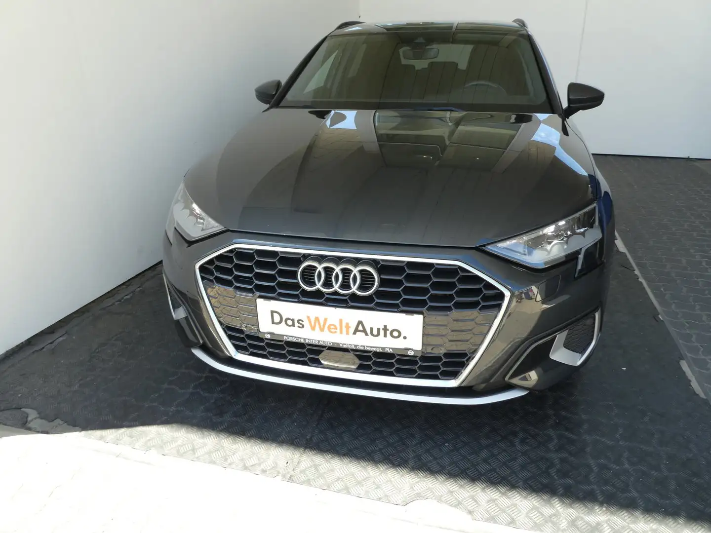 Audi A3 35 TFSI advanced ext. Grau - 2