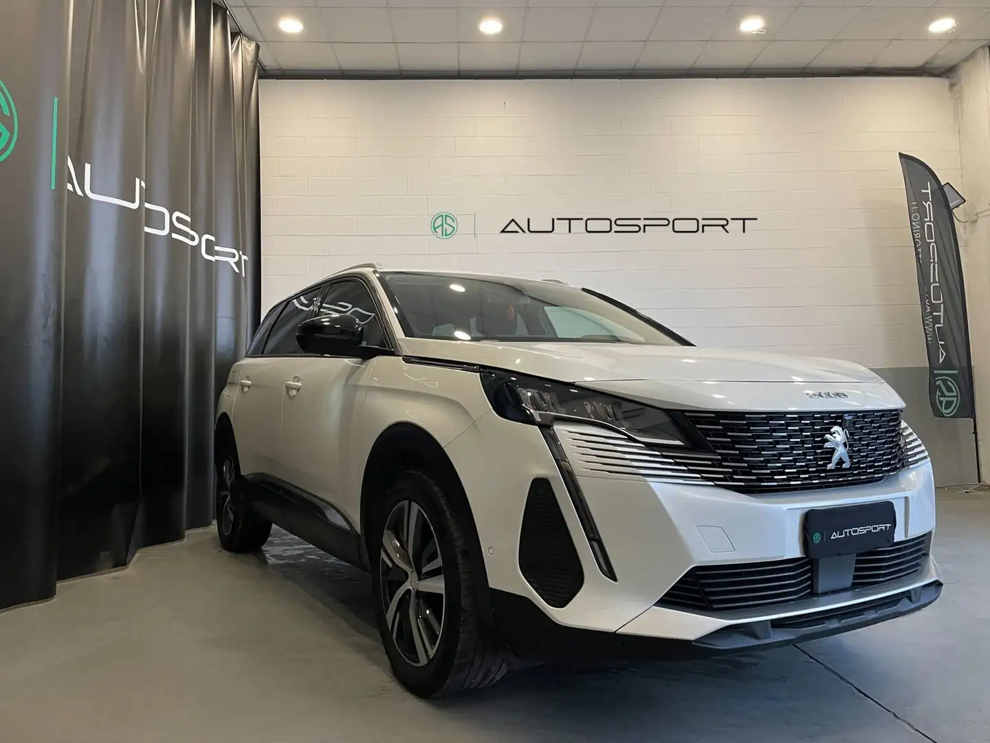 Peugeot 5008 BlueHDi 130 EAT8 S&S Allure Pack Білий - 1