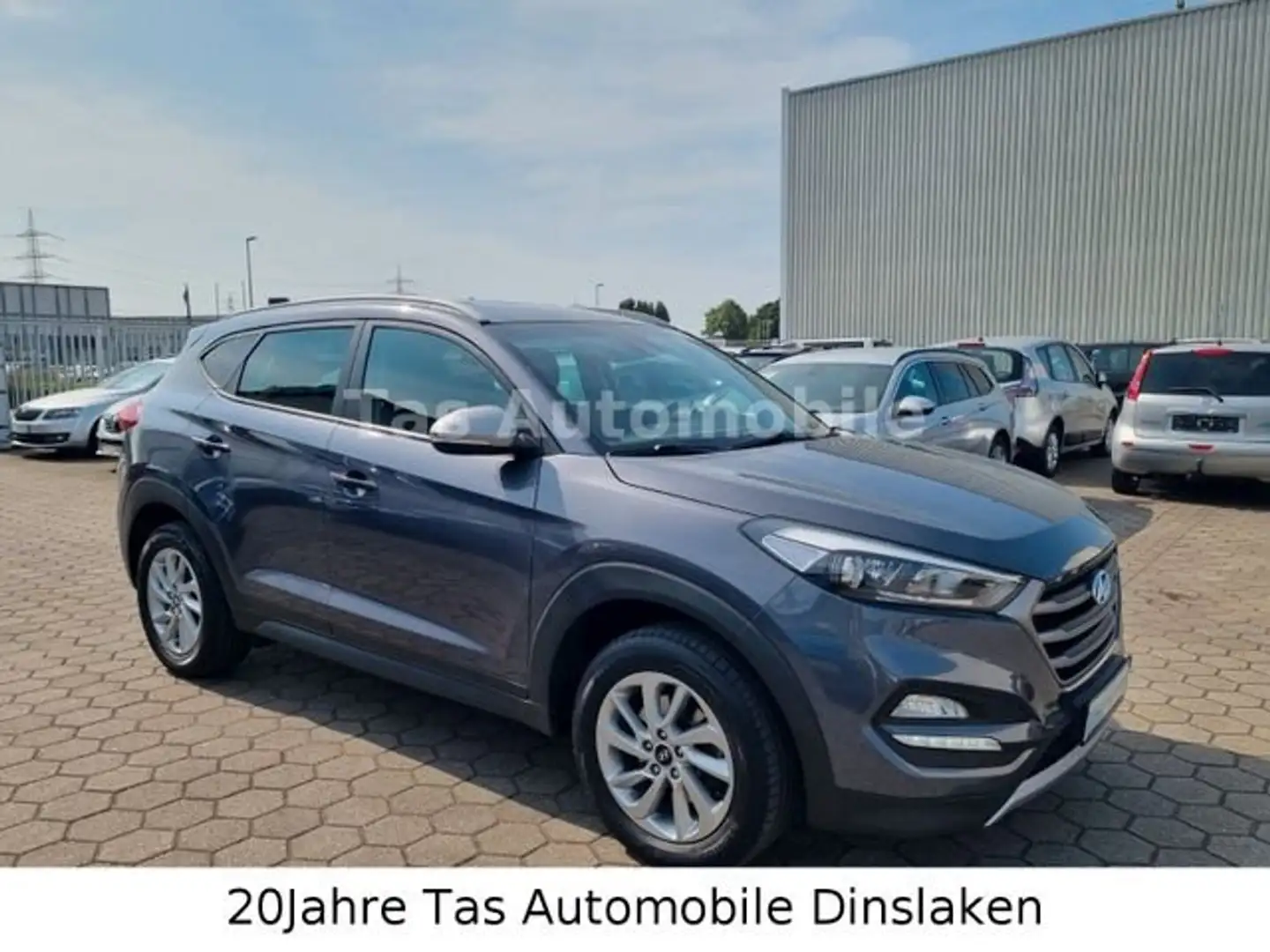 Hyundai TUCSON blue 1.6 GDi 2WD Classic"1.Hand"Hyundai Scheckheft Grijs - 2