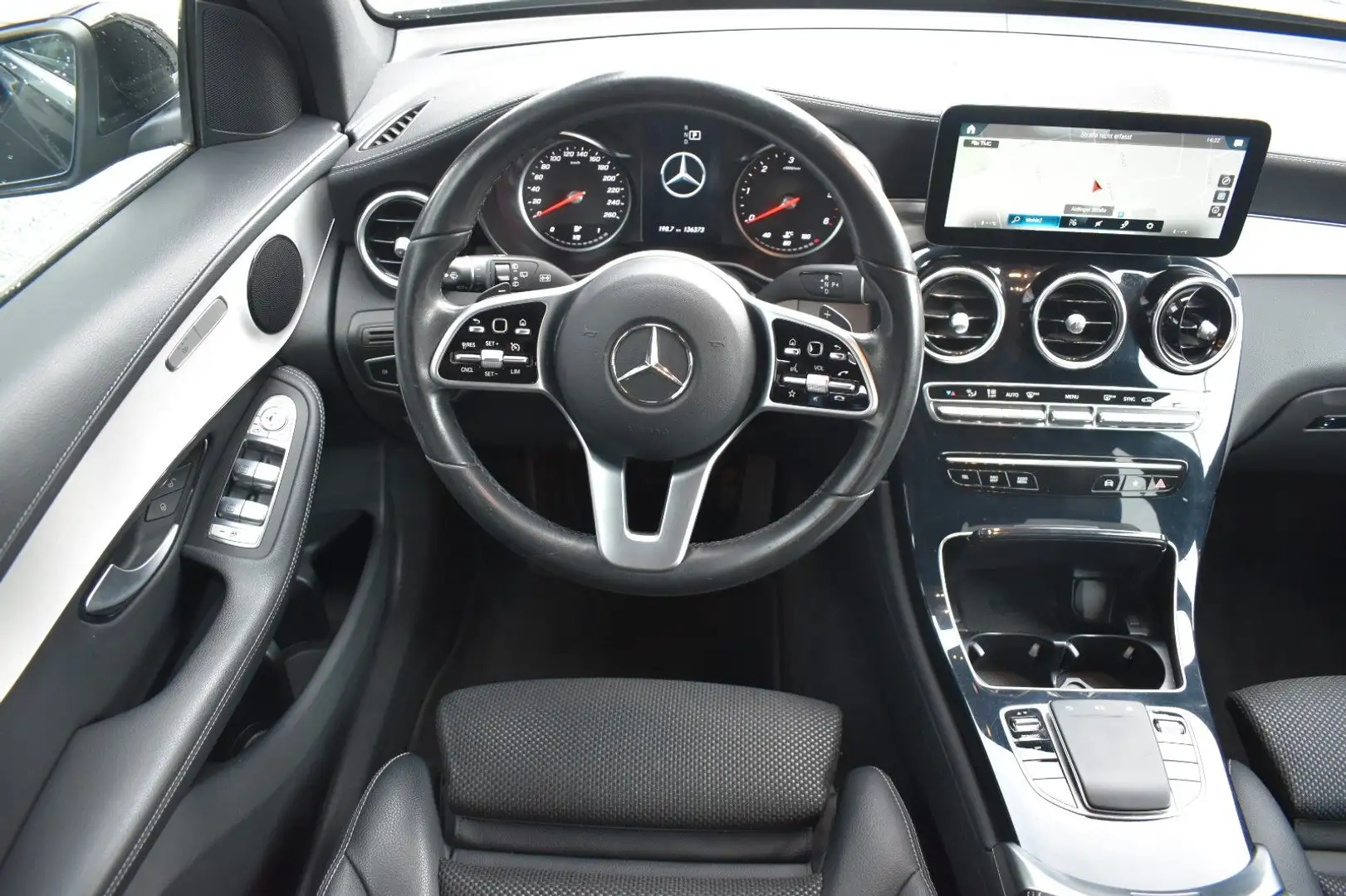Mercedes-Benz GLC 200 d 4Matic AMG LINE*LED*NAVI*KAMERA*PDC Noir - 2