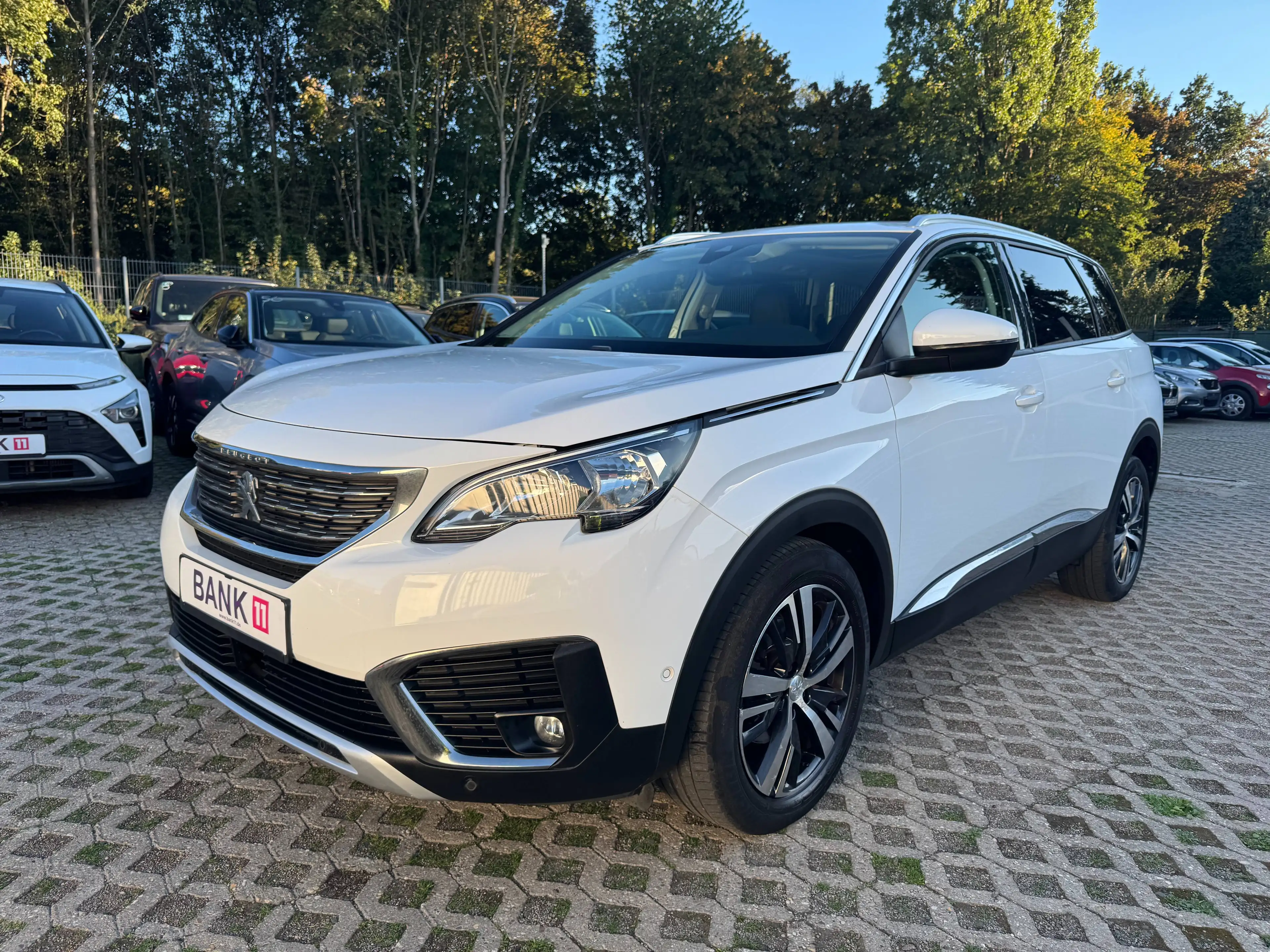 Peugeot 5008 1,2i*Allure*Panorama*Schiebedach* — photo 2
