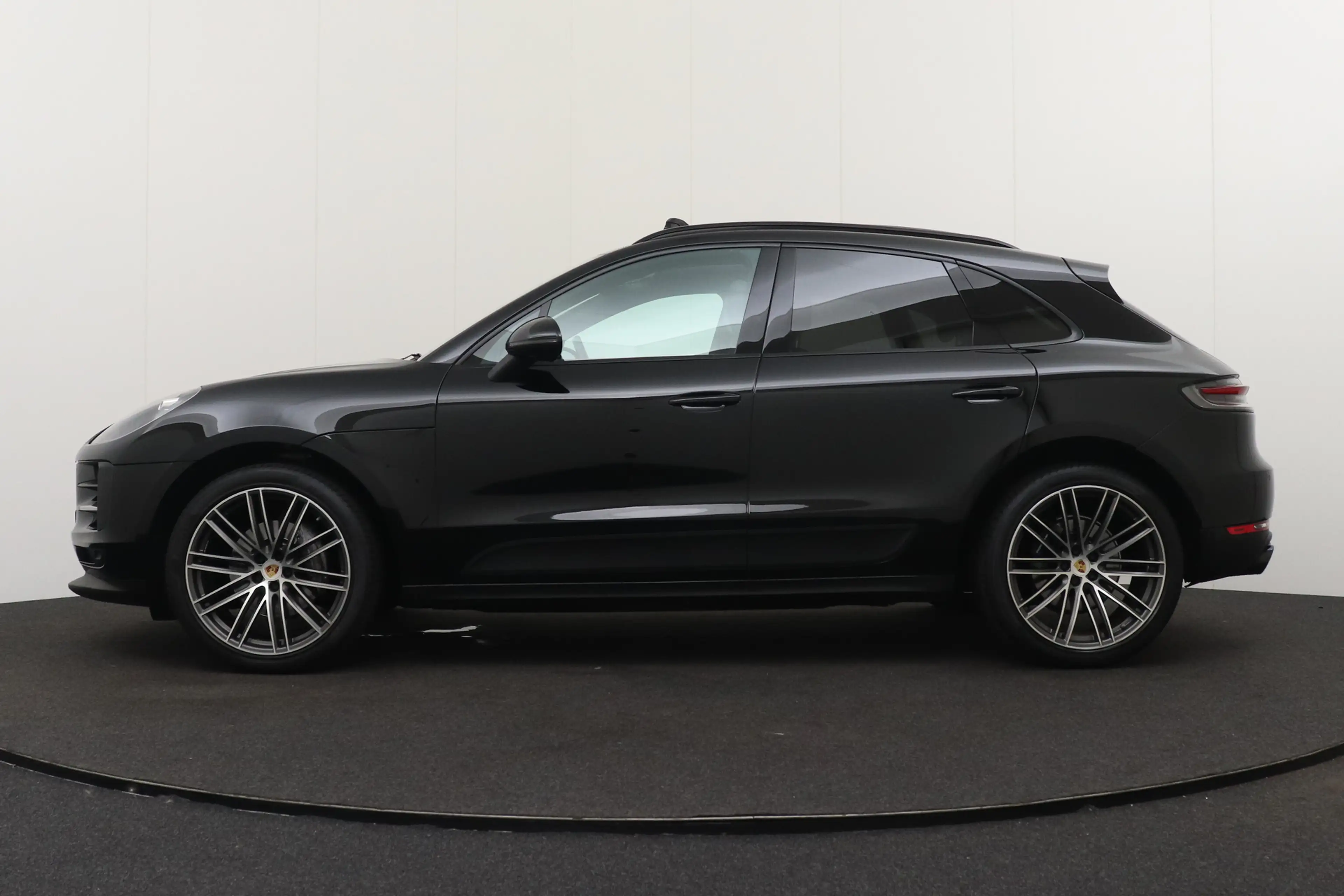 Porsche Macan 2.0 Pano-dak Luchvering 21'LMV Camera BOSE LED — photo 5