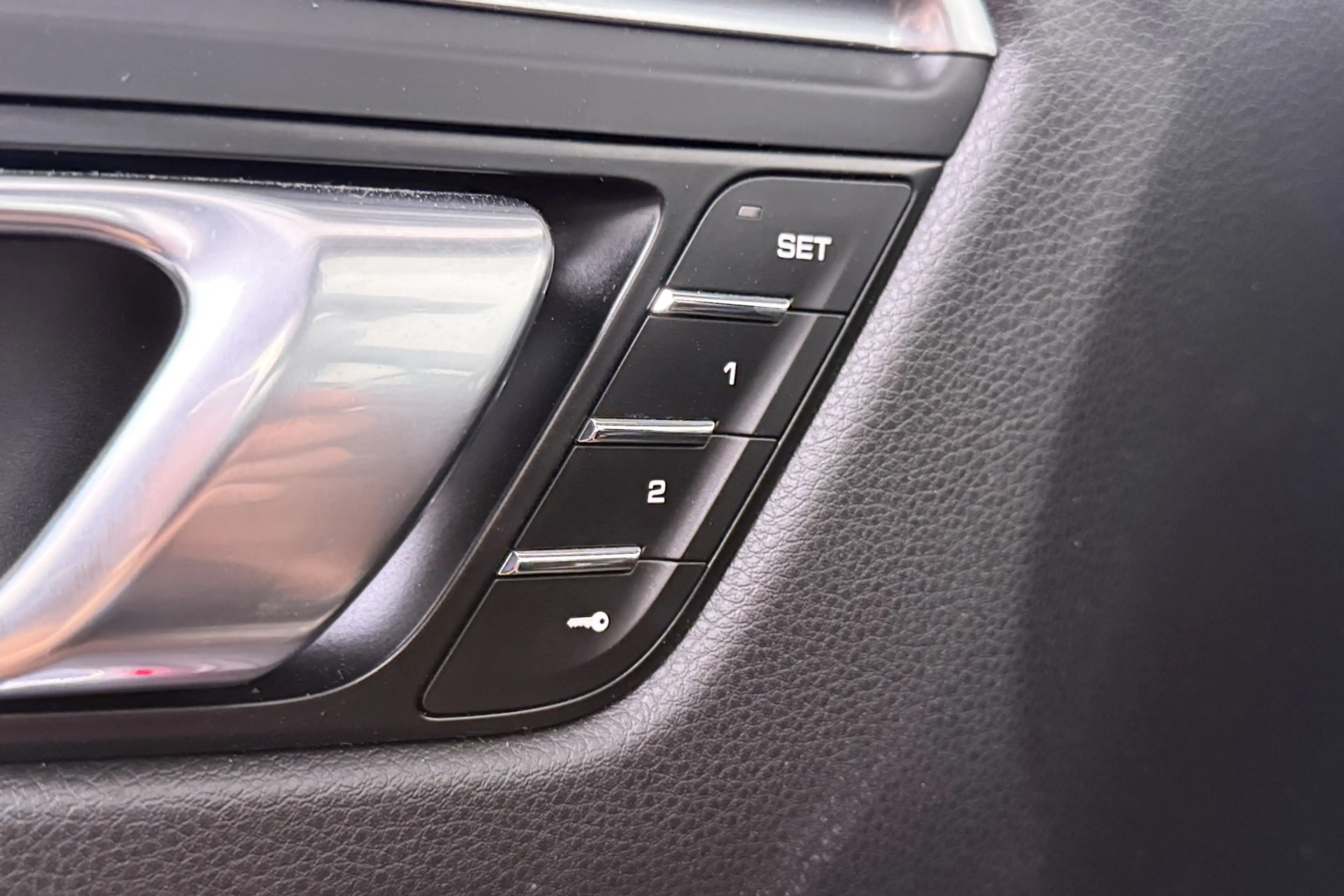 Porsche Macan 2.0 Pano-dak Luchvering 21'LMV Camera BOSE LED — photo 23