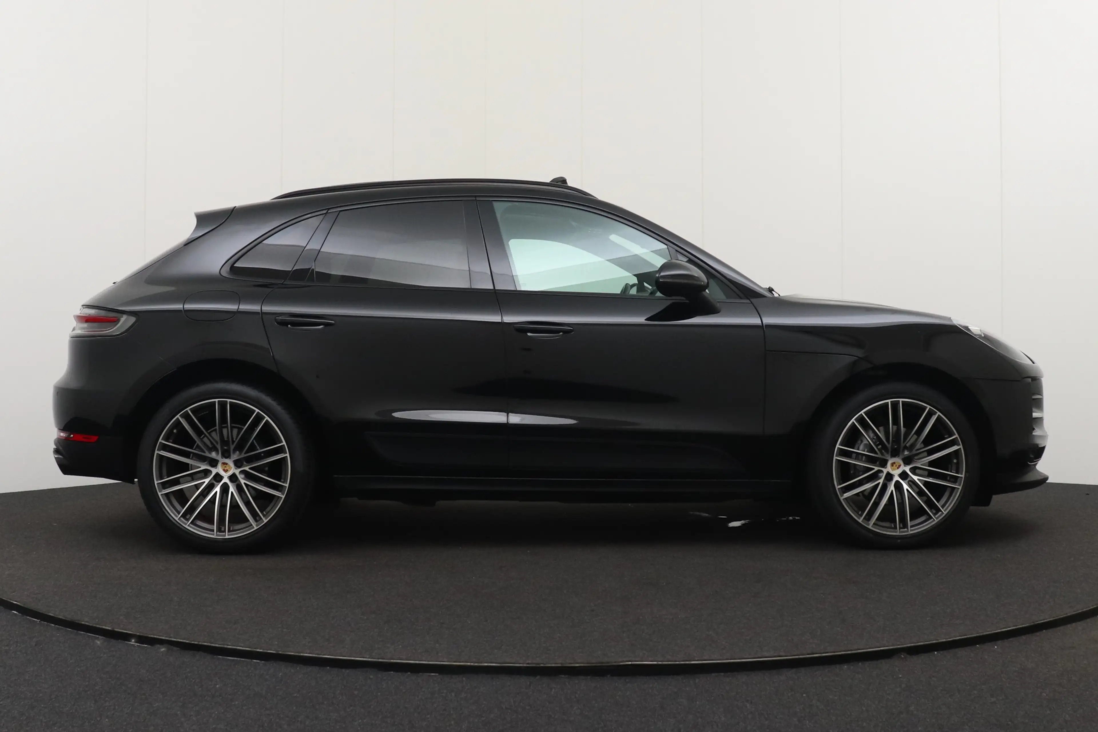 Porsche Macan 2.0 Pano-dak Luchvering 21'LMV Camera BOSE LED — photo 6