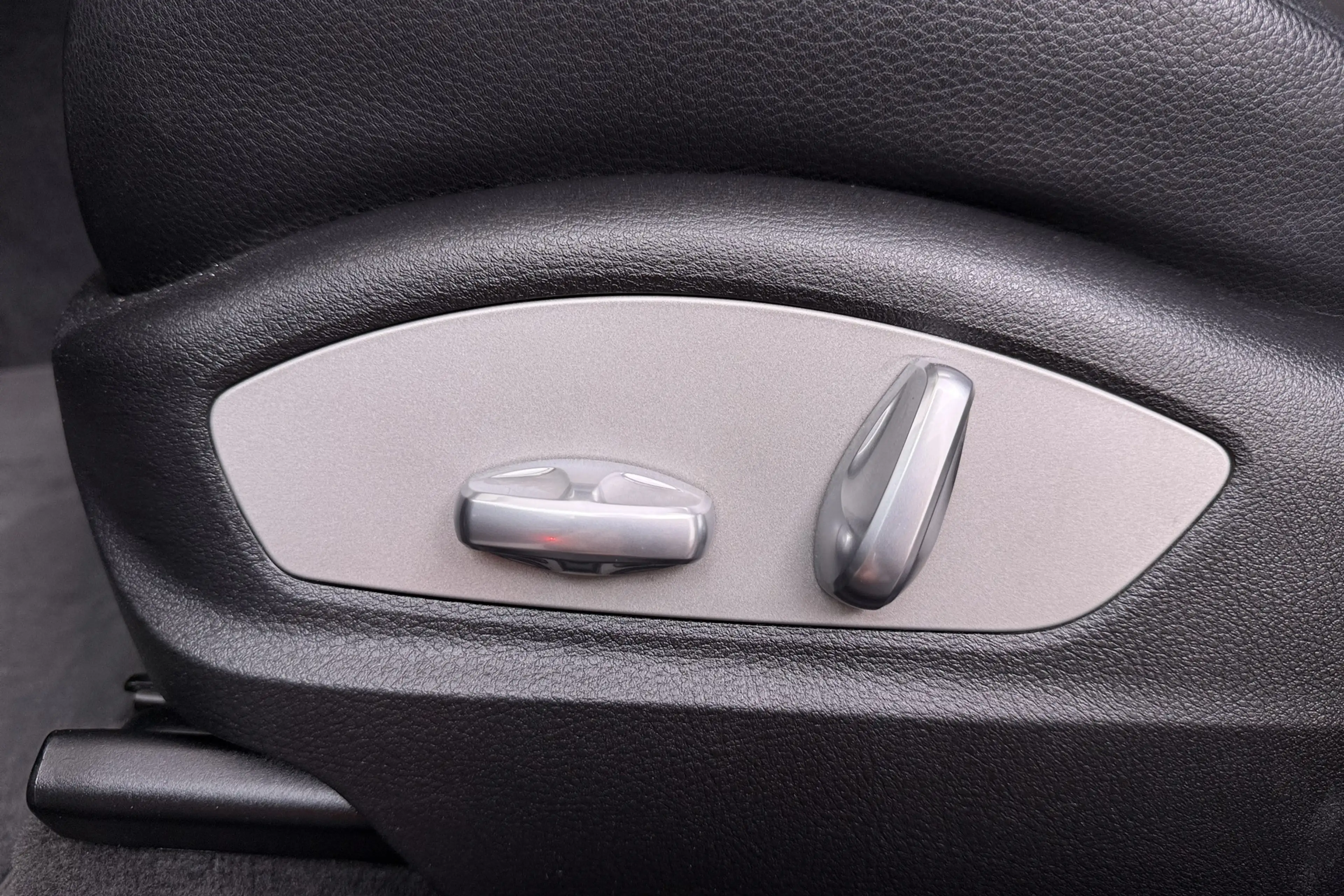 Porsche Macan 2.0 Pano-dak Luchvering 21'LMV Camera BOSE LED — photo 20