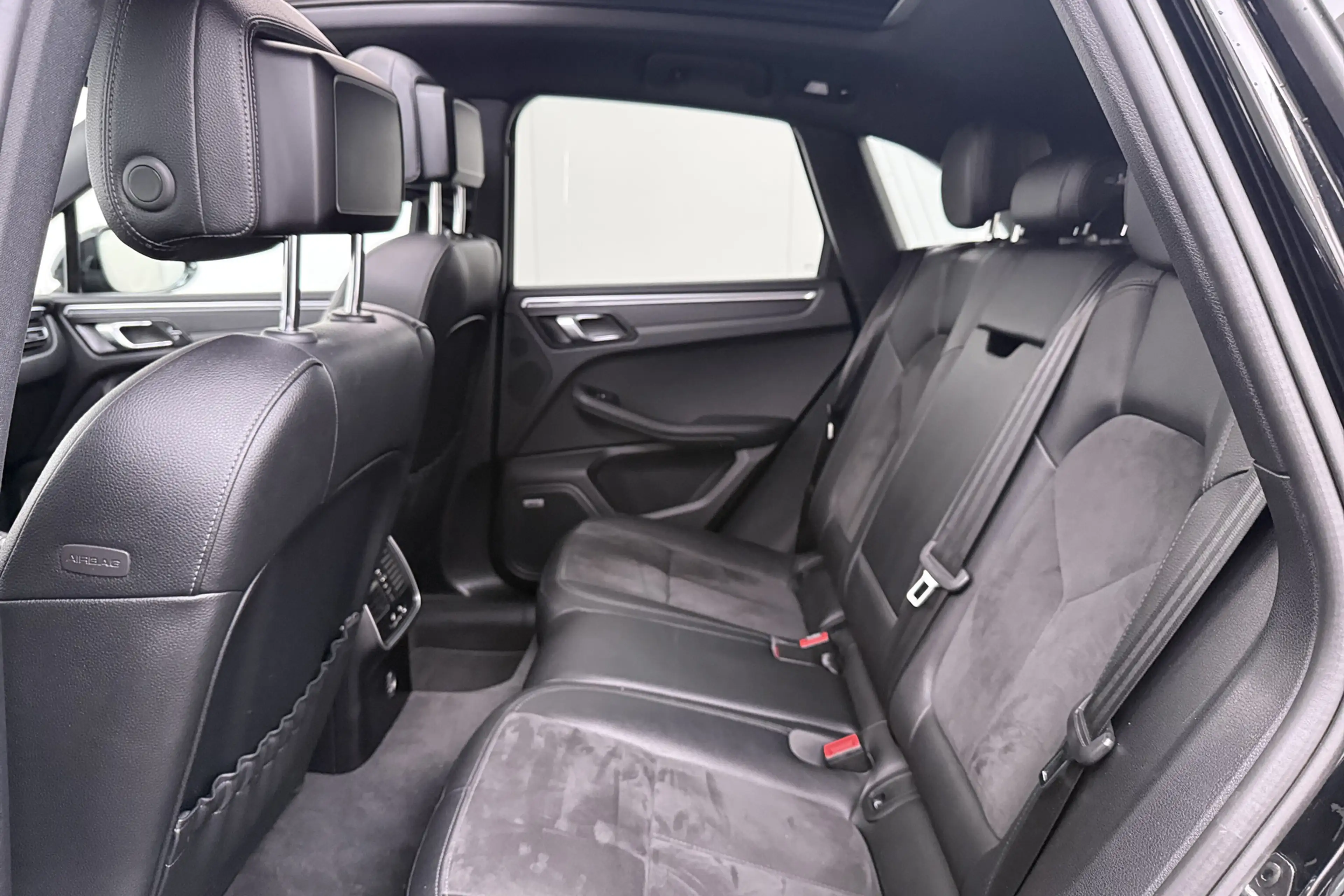 Porsche Macan 2.0 Pano-dak Luchvering 21'LMV Camera BOSE LED — photo 13