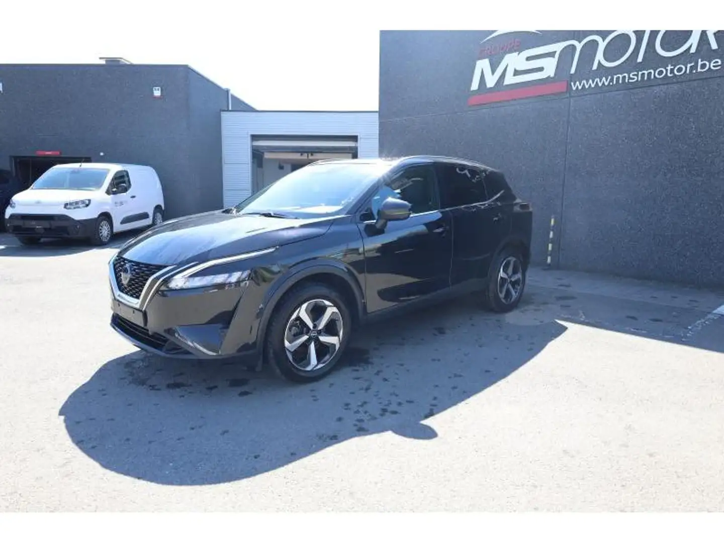 Nissan Qashqai Mild-Hybrid 140 N-CONNECTA 2WD Noir - 1