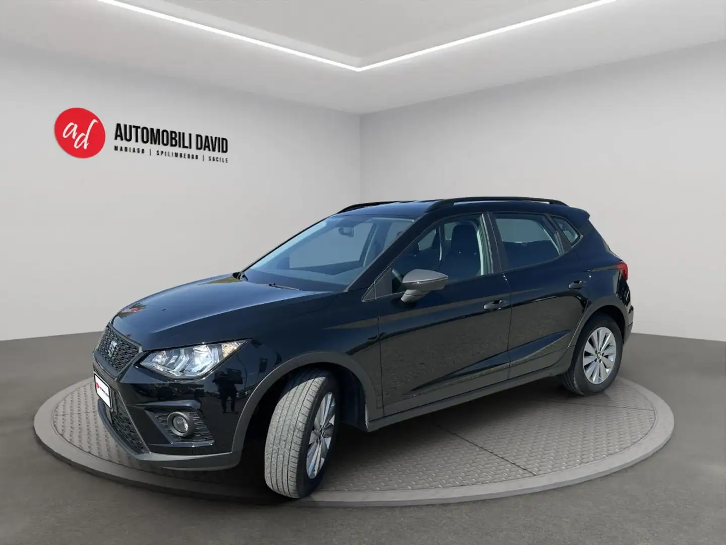 SEAT Arona 1.0 TGI Style Nero - 1