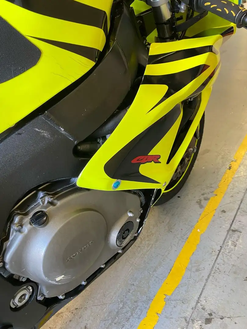 Honda CBR 1000 RR Galben - 2