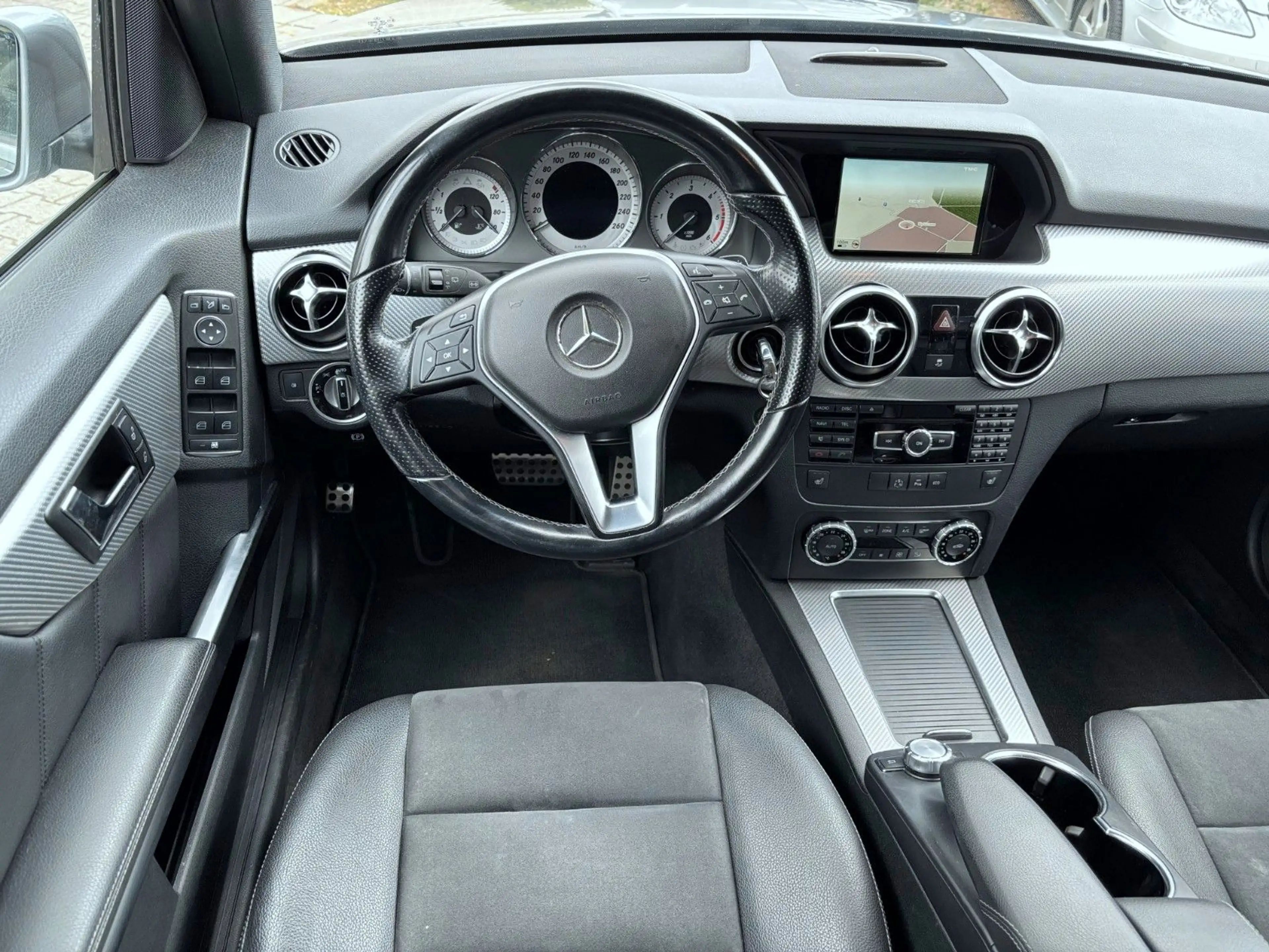 Mercedes-Benz GLK 220 CDI 4Matic*AMG Sport-Paket*Xenon*Pano*20 — photo 2