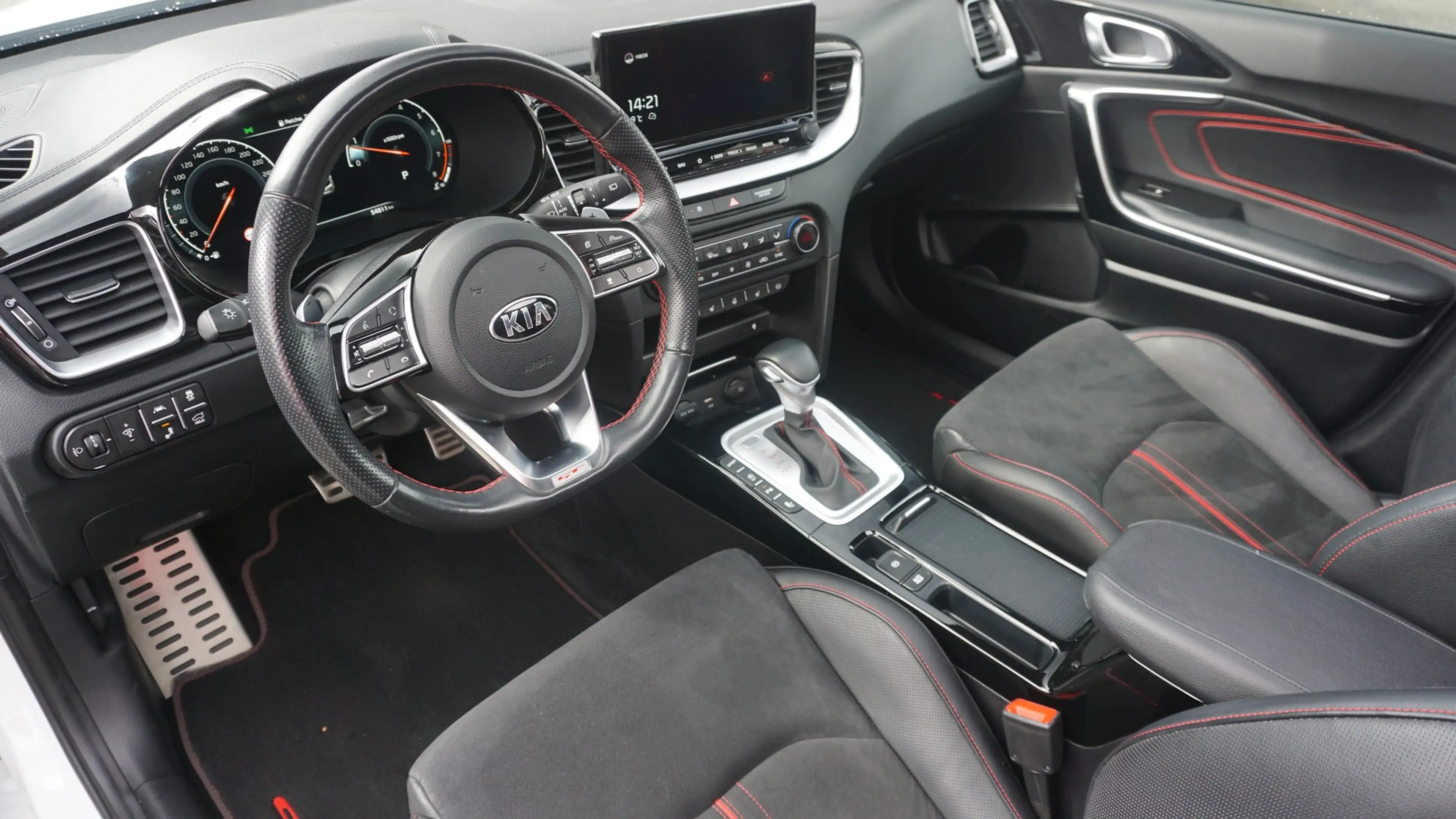 Kia ProCeed / pro_cee'd ProCeed 1.6 T-GDI GT ACC Totwinkel LED Memory — photo 12