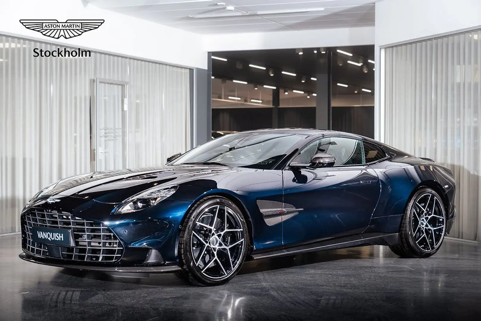 Aston Martin Vanquish 5.2 V12 835 ch - Carbon Pack - Jewellery Pack Blau - 1
