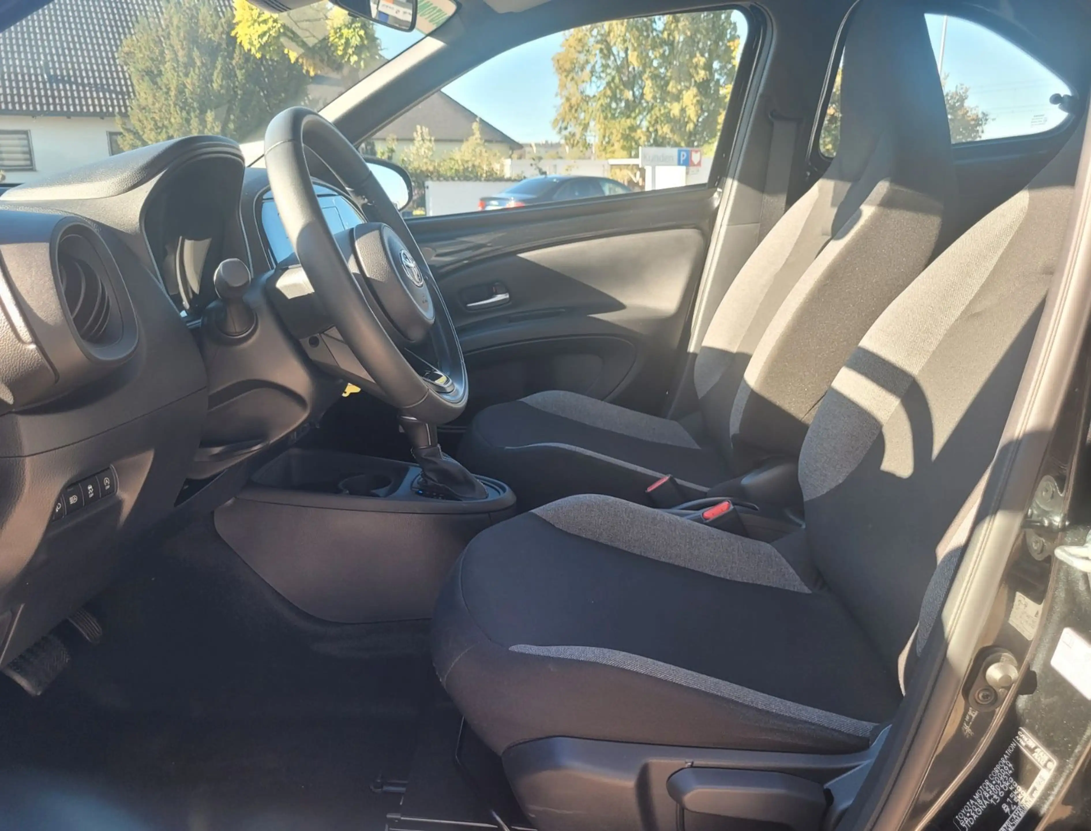 Toyota Aygo X Comfort 1.0l Automatik*Kamera,Klima,ACC* — photo 10