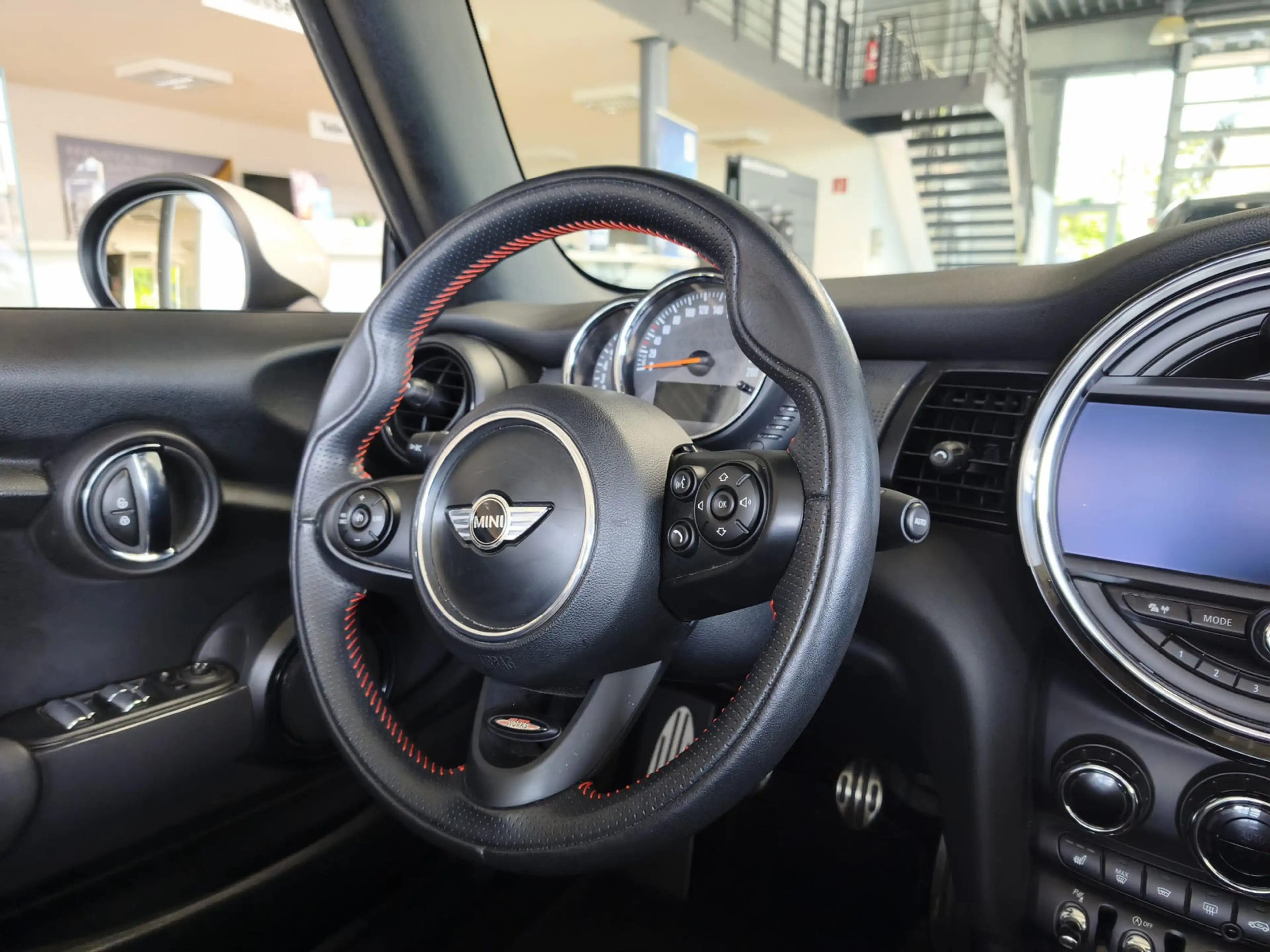 MINI Cooper Cabrio Cooper Cabrio JCW/NaviProf/LEDER/17Alu — photo 10