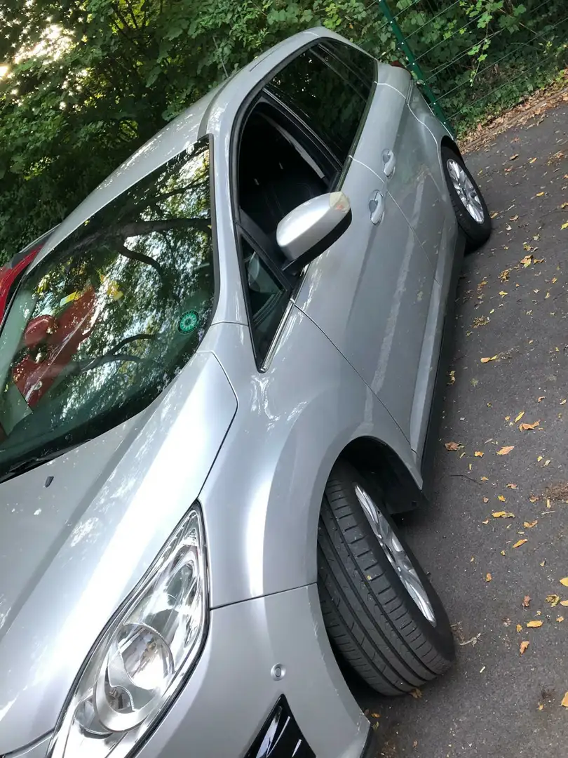 Ford C-Max C-Max Diesel 1.6 TDCi Start-Stop-System Champions Silber - 2