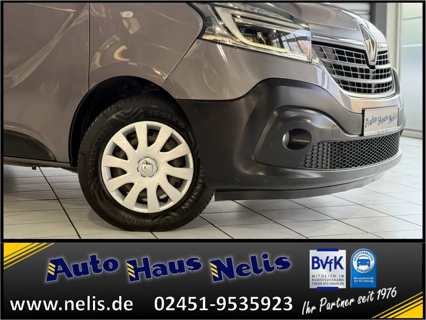 Renault Trafic 2.0 dCi 145 L1H1 Combi Life 9 Sitzer Navi Gri - 2