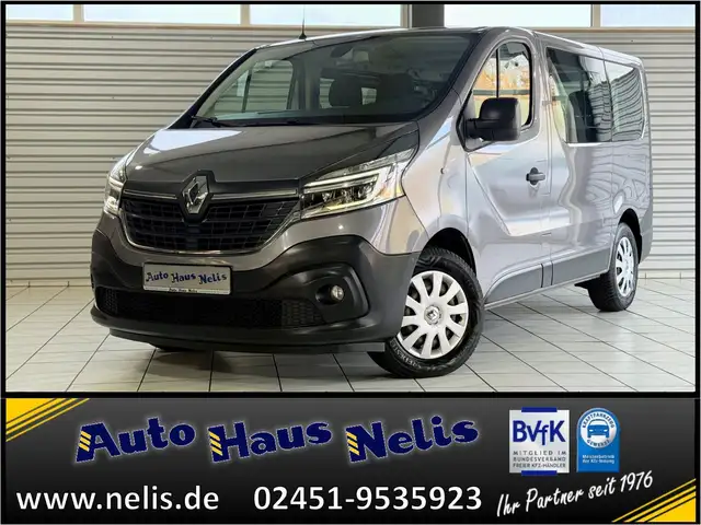 Renault Trafic 2.0 dCi 145 L1H1 Combi Life 9 Sitzer Navi